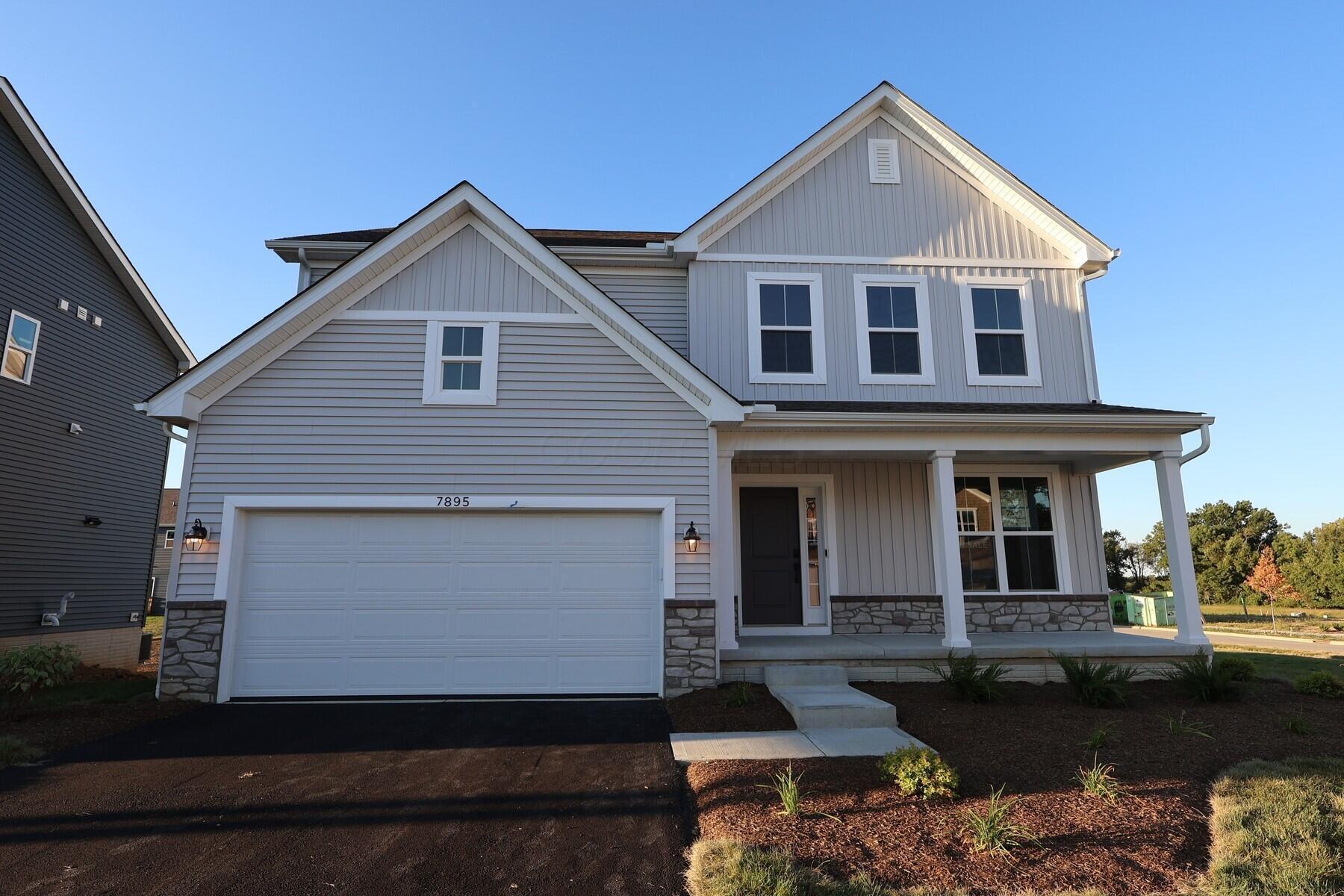 7895 Collins Drive Property Photo 1