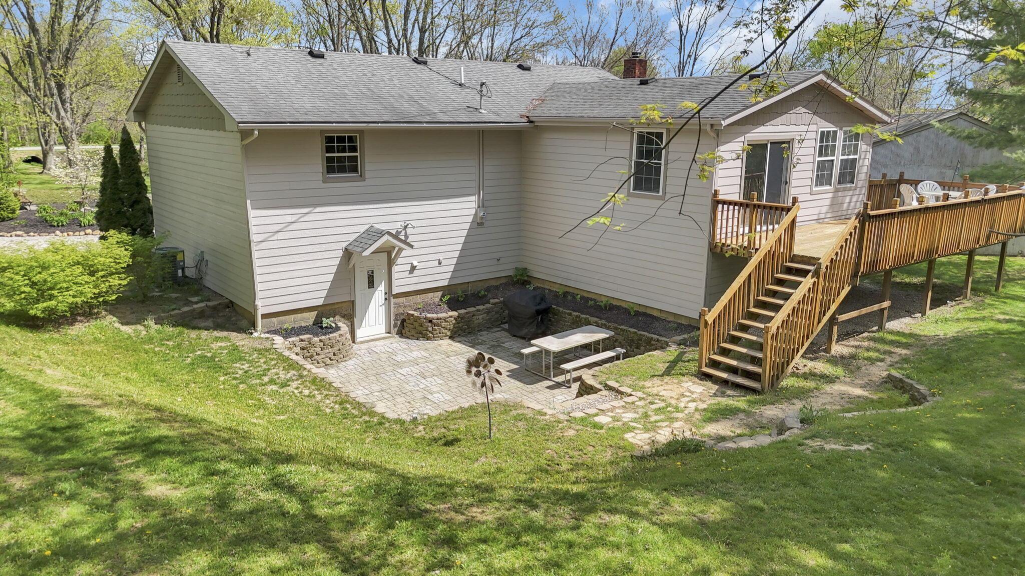12345 Cherry Lane Property Photo 5