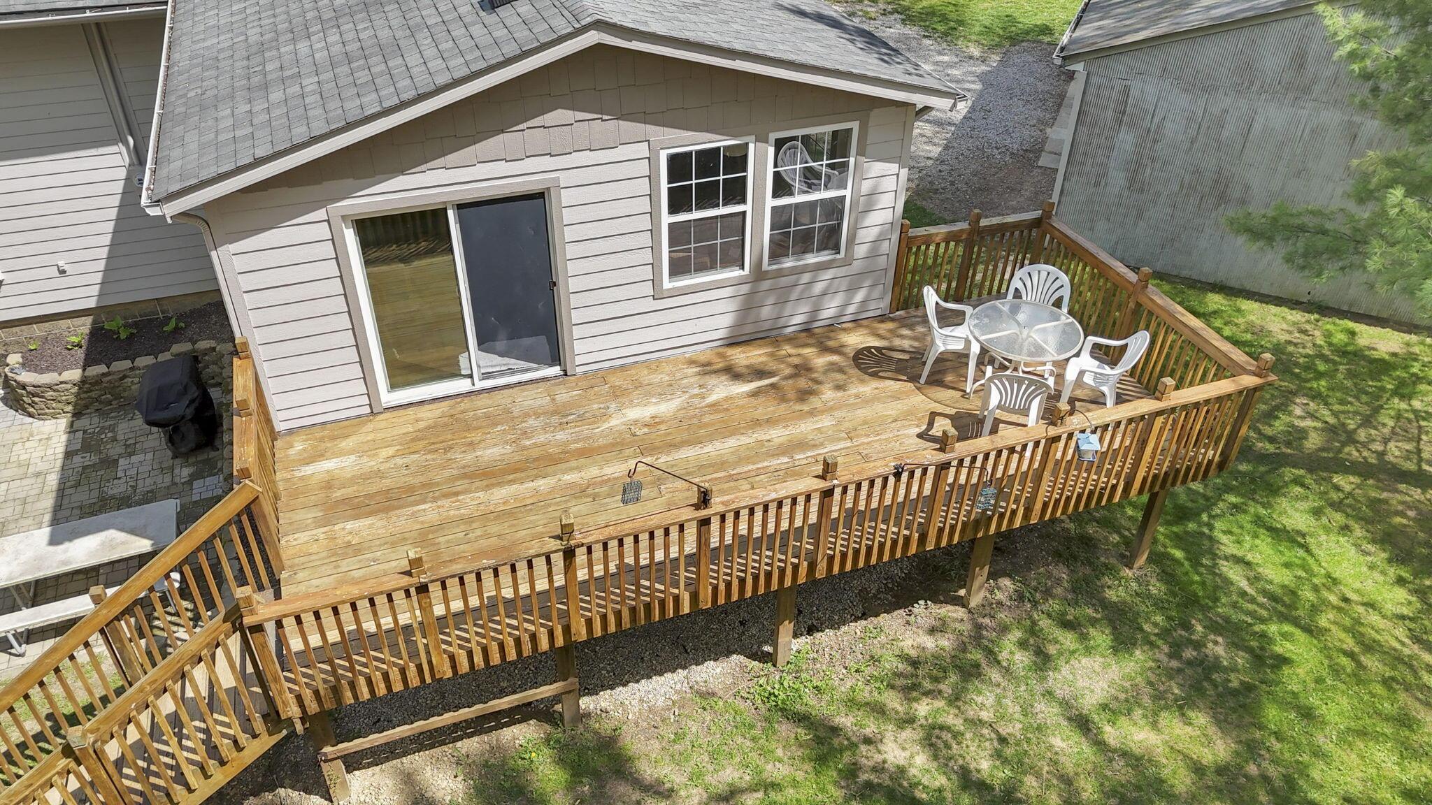 12345 Cherry Lane Property Photo 6