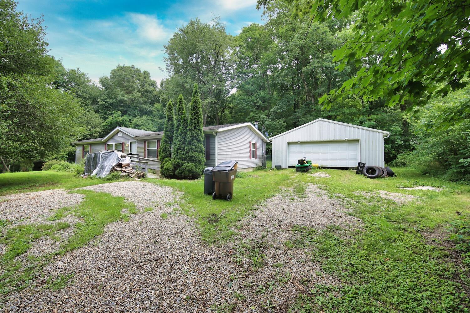 17446 Divelbiss Road Property Photo 1