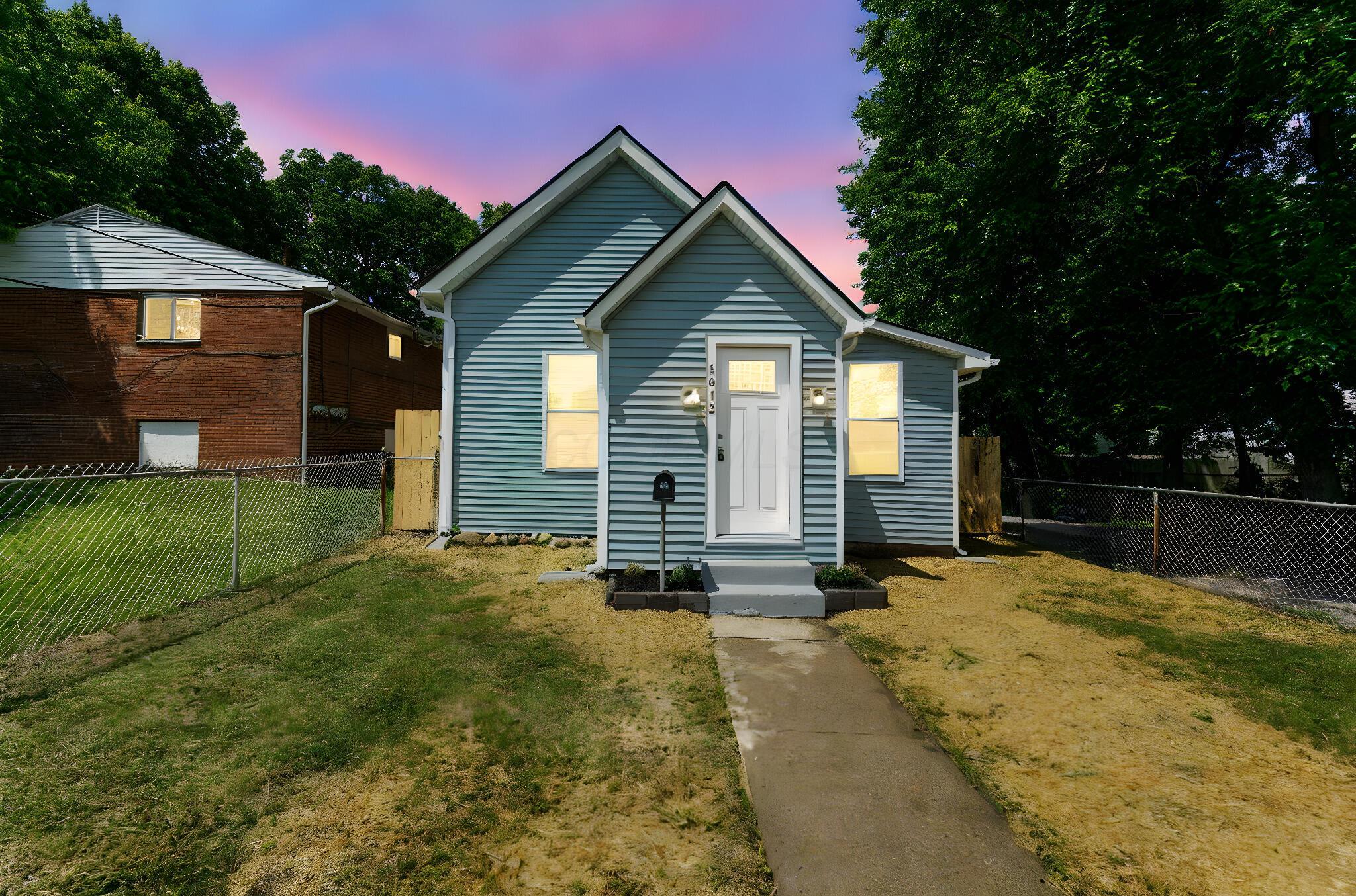 1612 Cole Street Property Photo 1