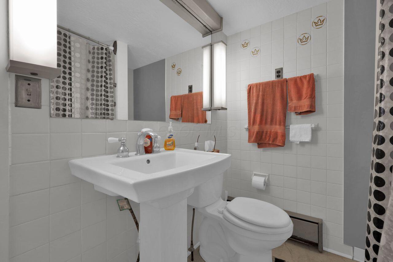 1102 Columbus Street Property Photo 20