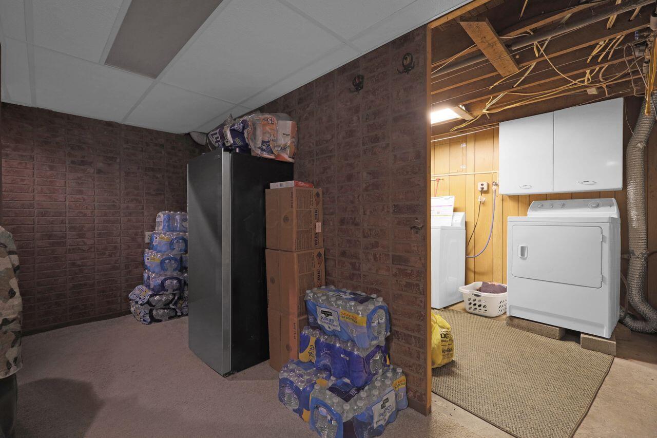 1102 Columbus Street Property Photo 23