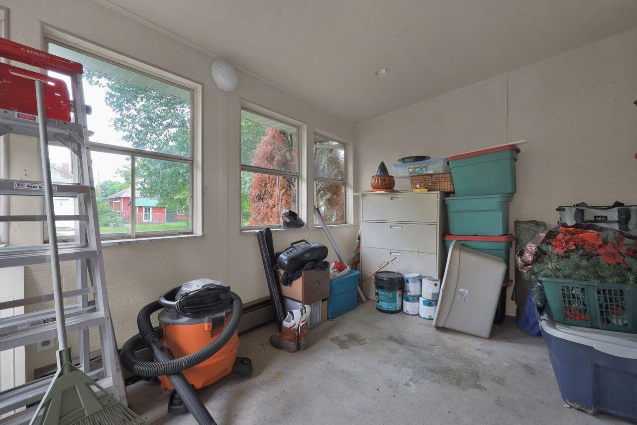 1102 Columbus Street Property Photo 24