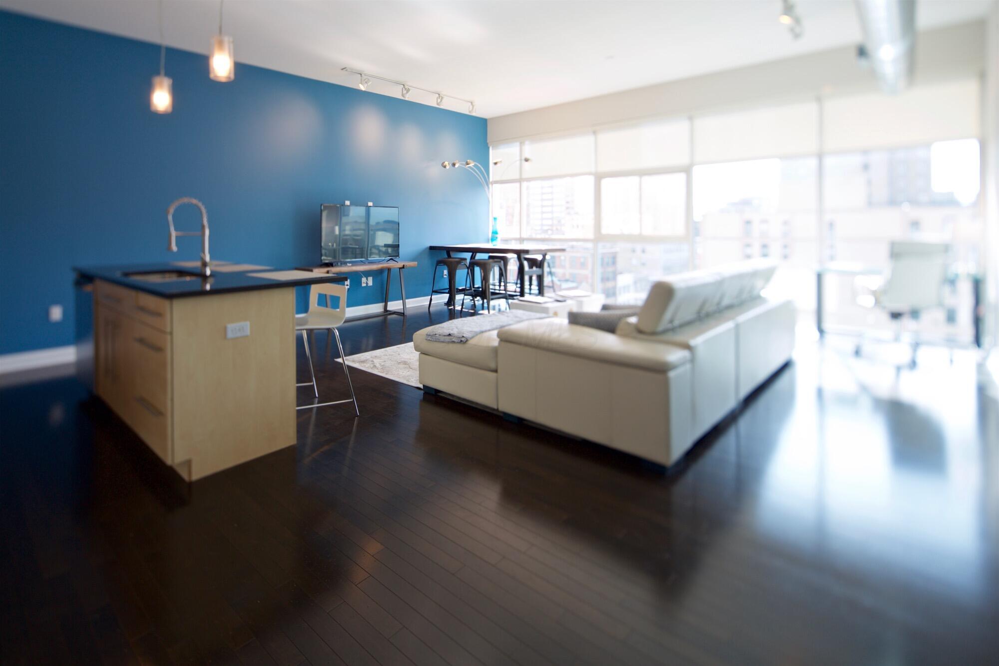 100 E Gay Street, 8D (804)