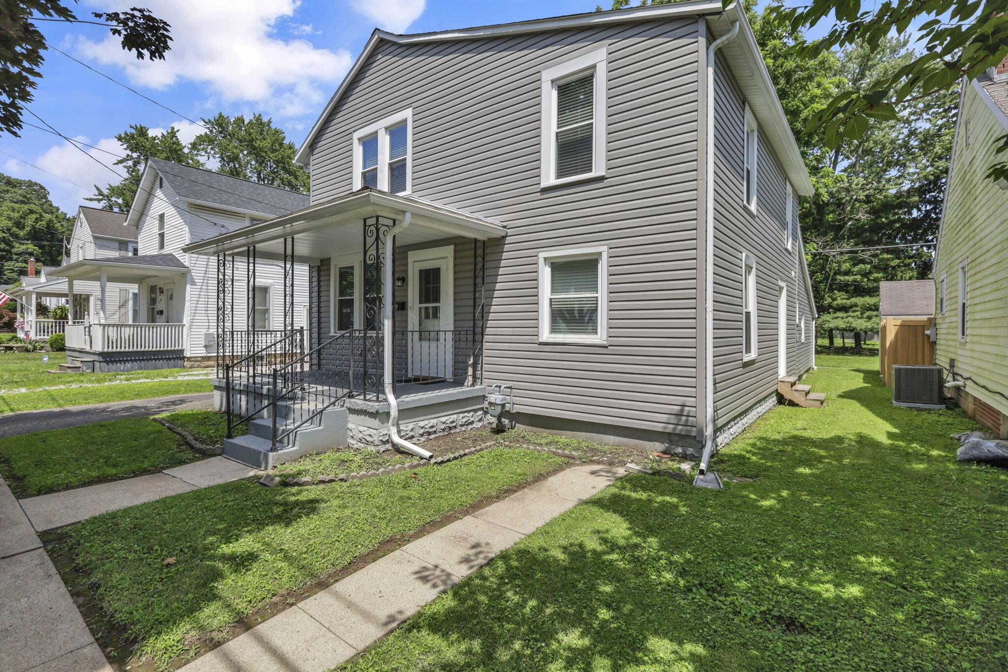 716 N Mount Pleasant Avenue Property Photo 1