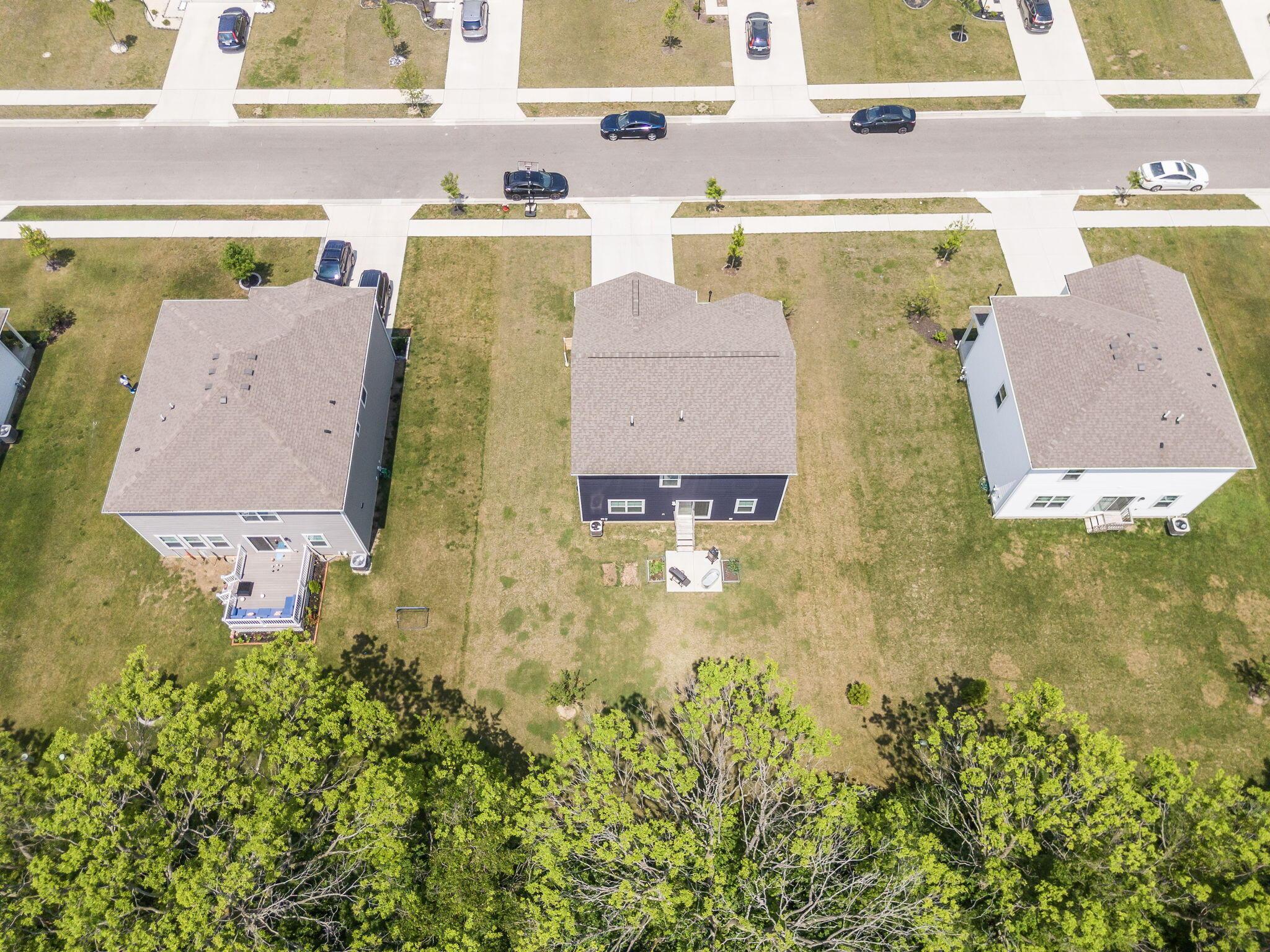 211 Sterndale Drive Property Photo 41