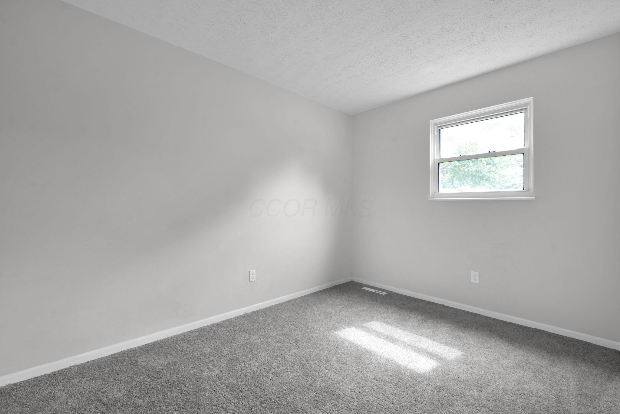 3302 Sundale Road Property Photo 13