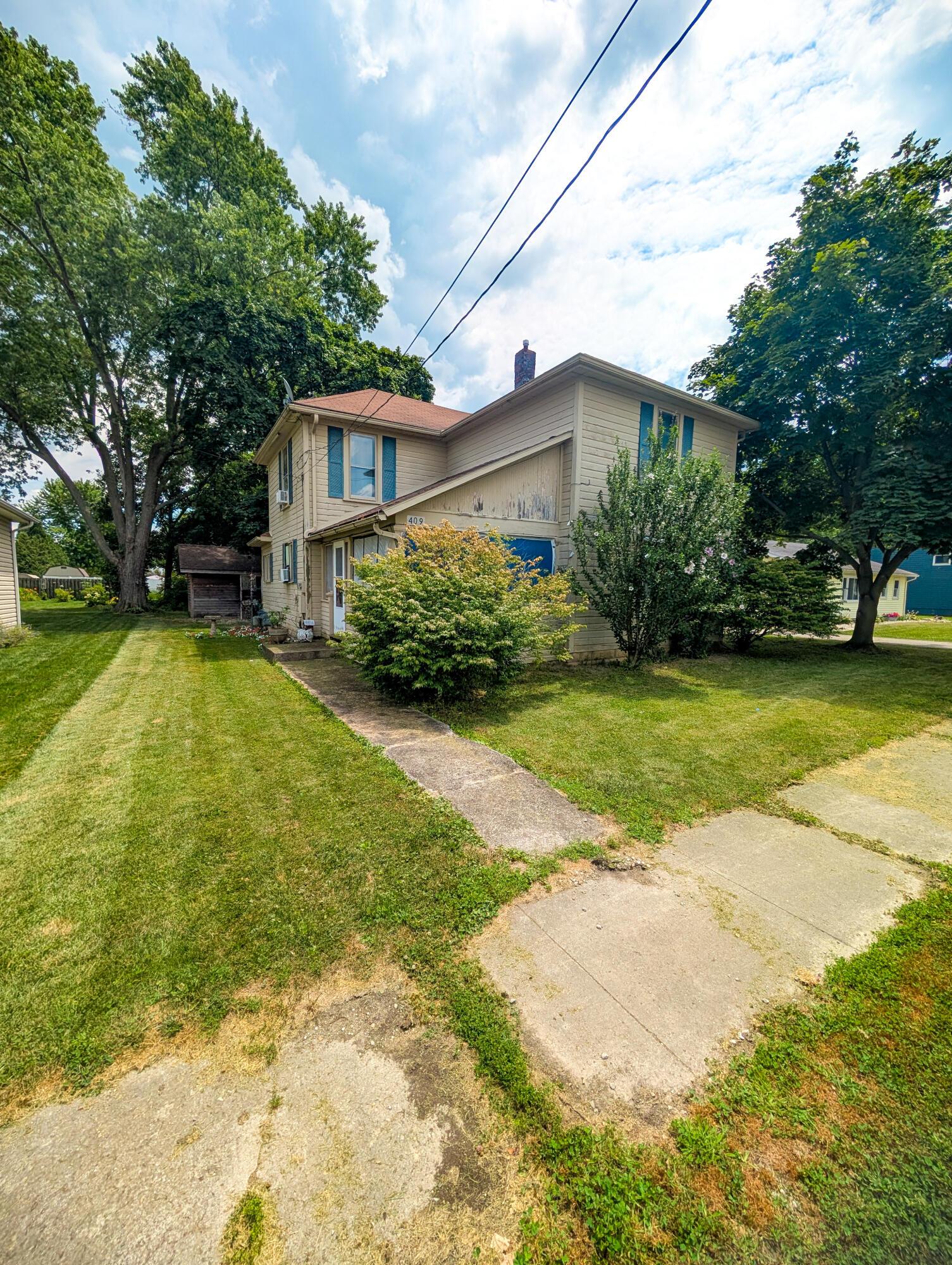 409 S High Street Property Photo 1