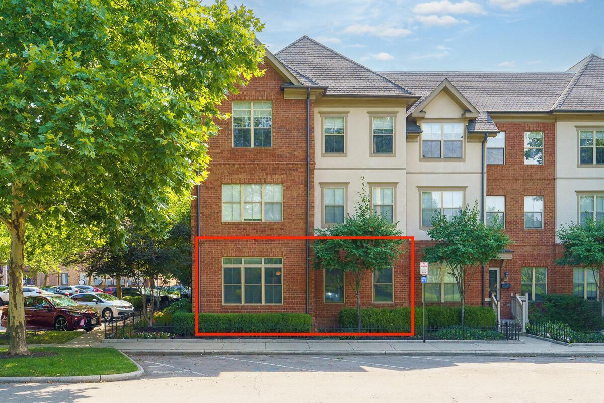 674 Park Street Property Photo 1