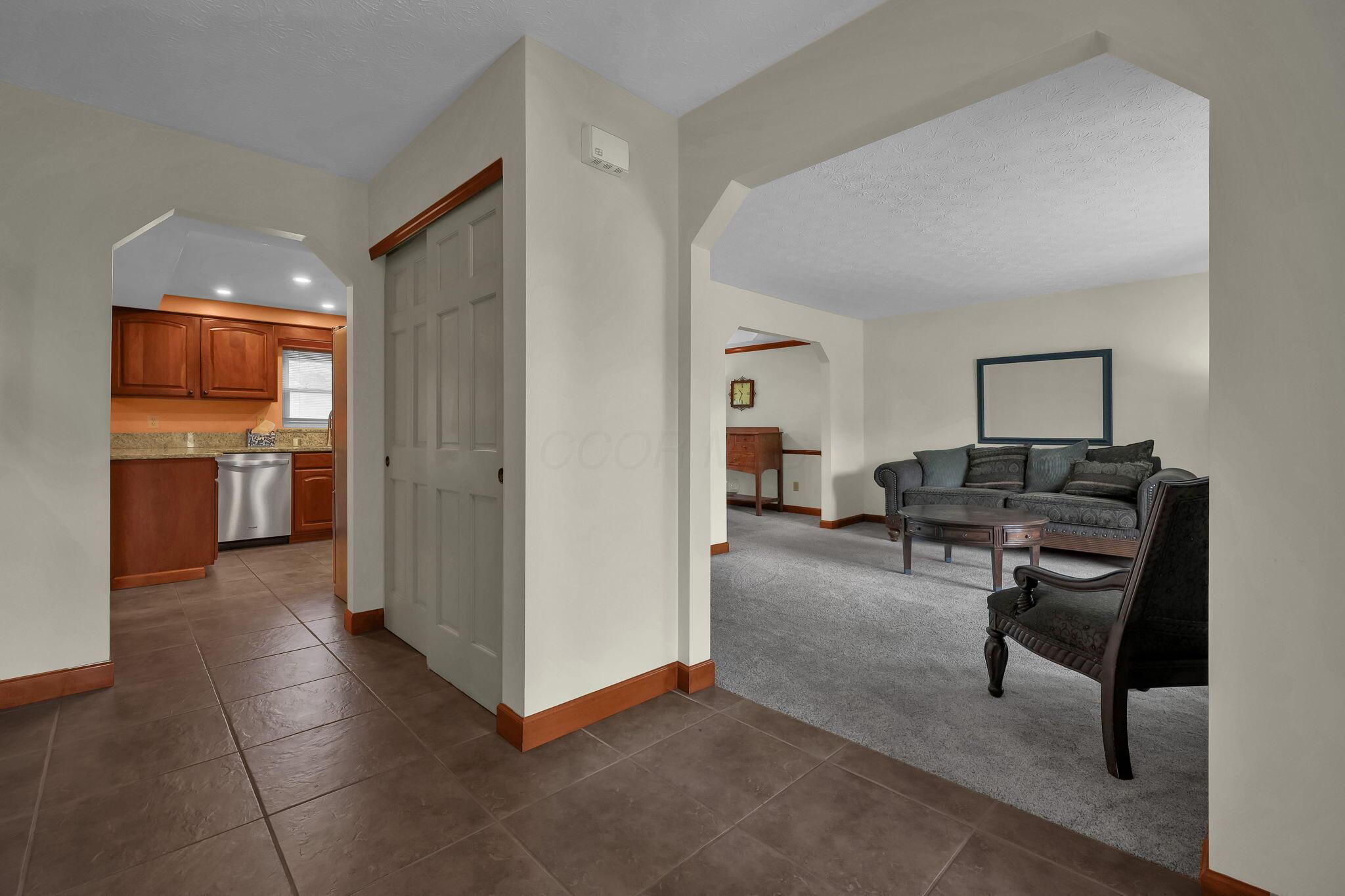 13048 Coventry Avenue Property Photo 7
