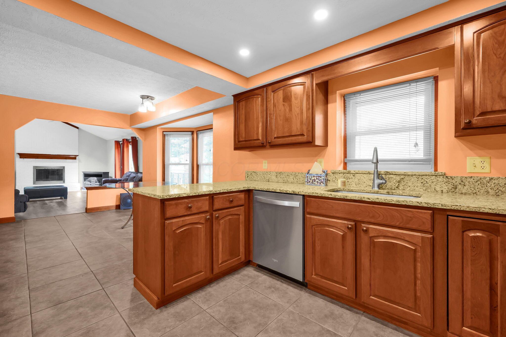 13048 Coventry Avenue Property Photo 13