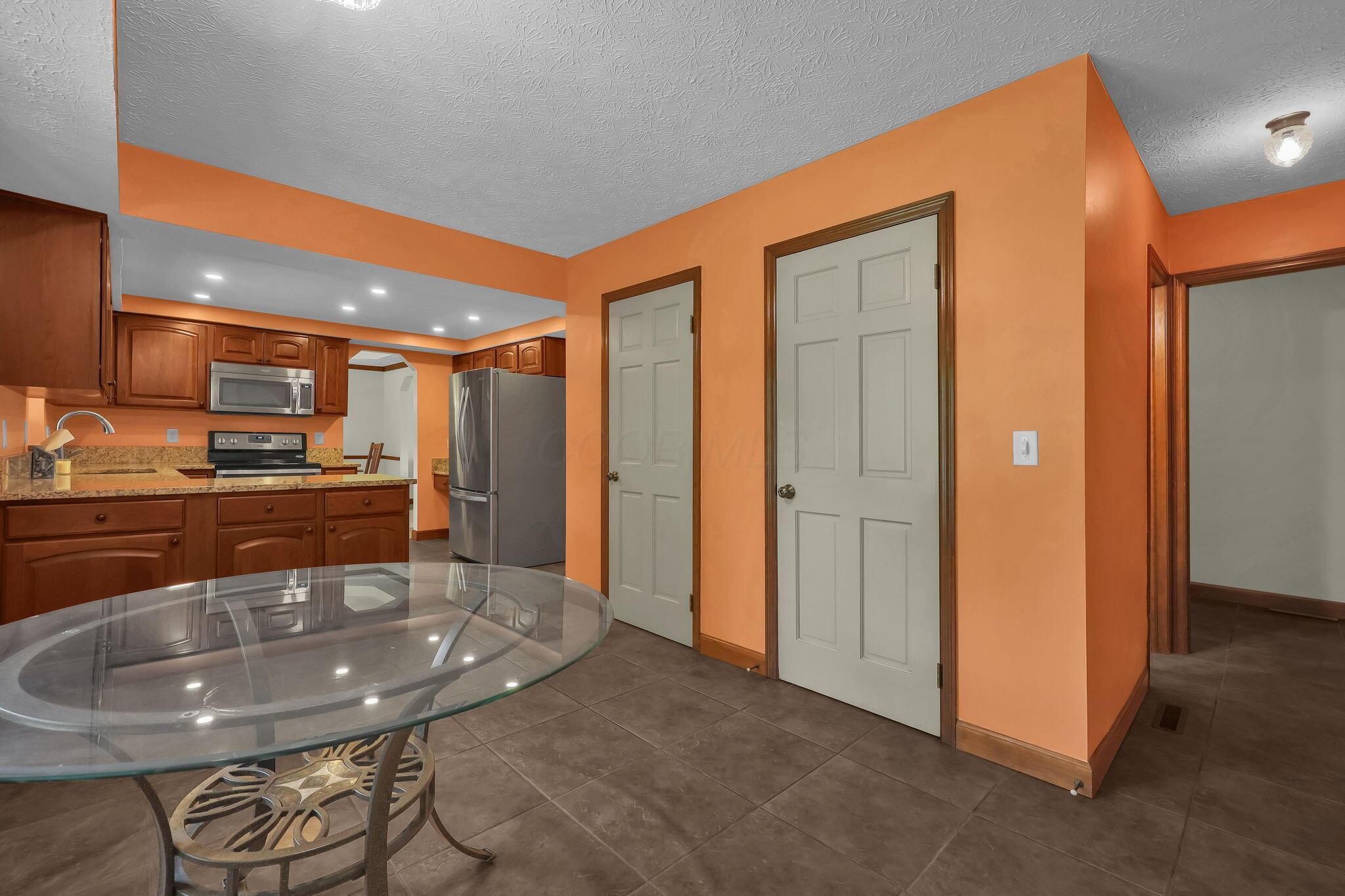 13048 Coventry Avenue Property Photo 18