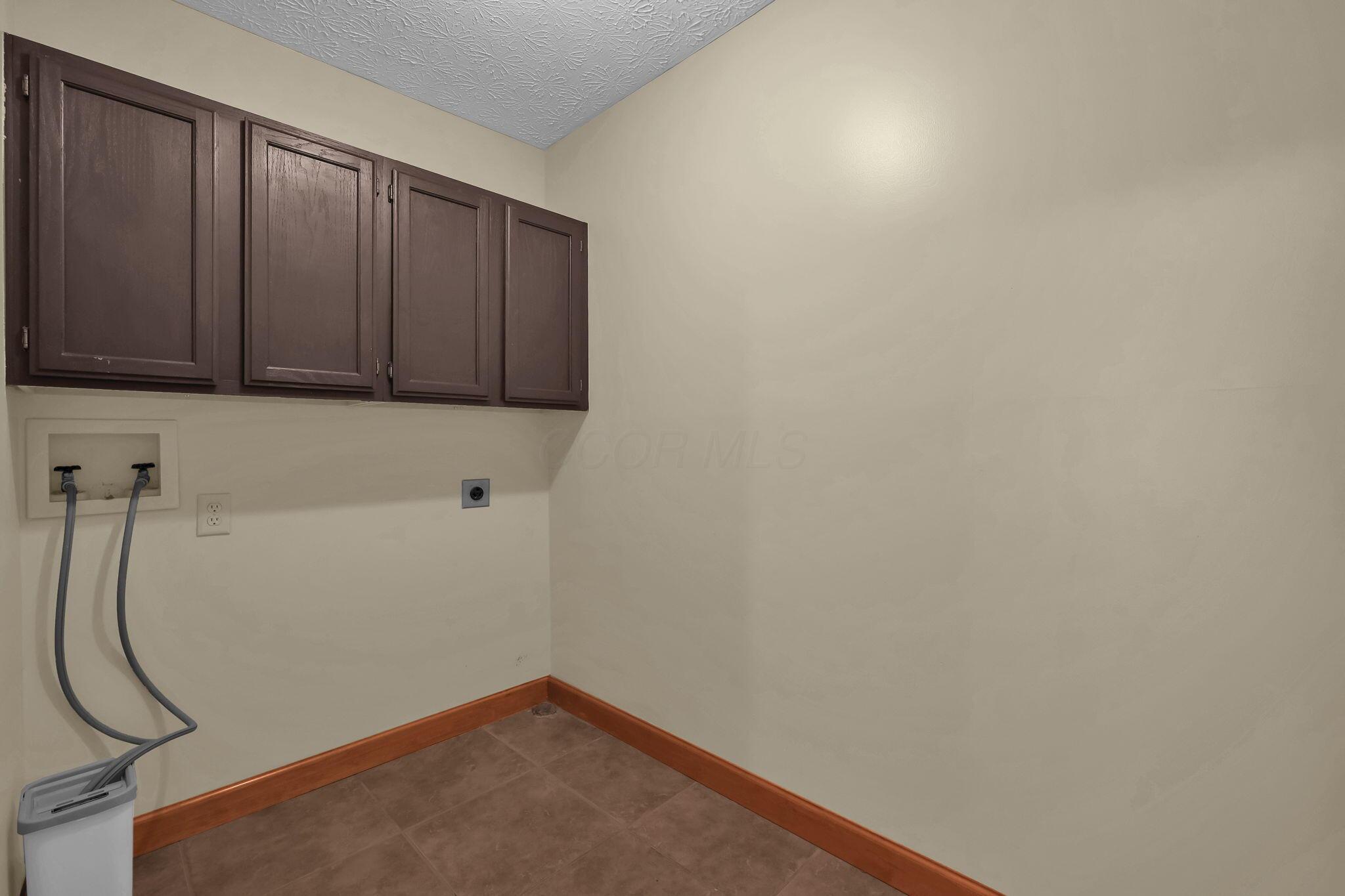 13048 Coventry Avenue Property Photo 22