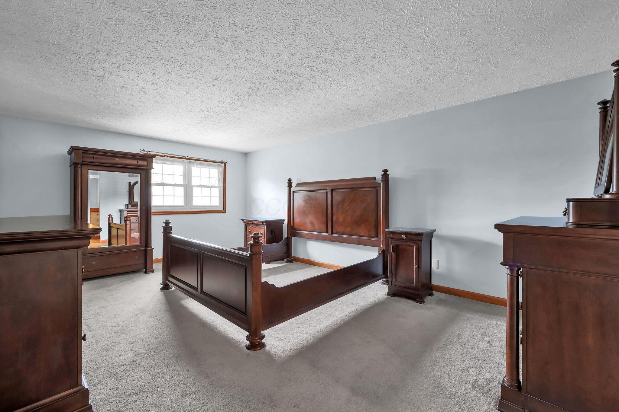 13048 Coventry Avenue Property Photo 24