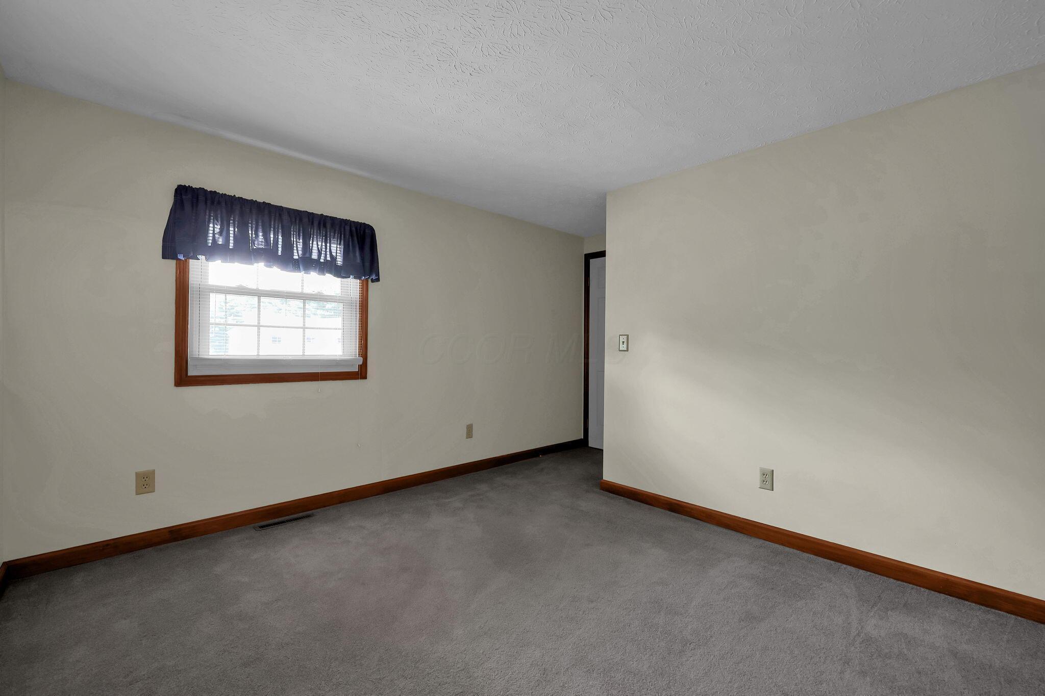 13048 Coventry Avenue Property Photo 28
