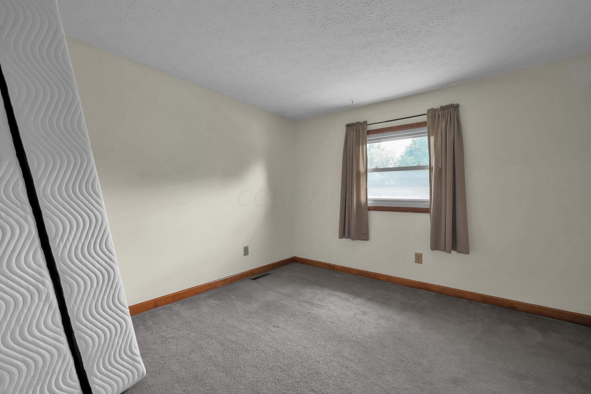 13048 Coventry Avenue Property Photo 31