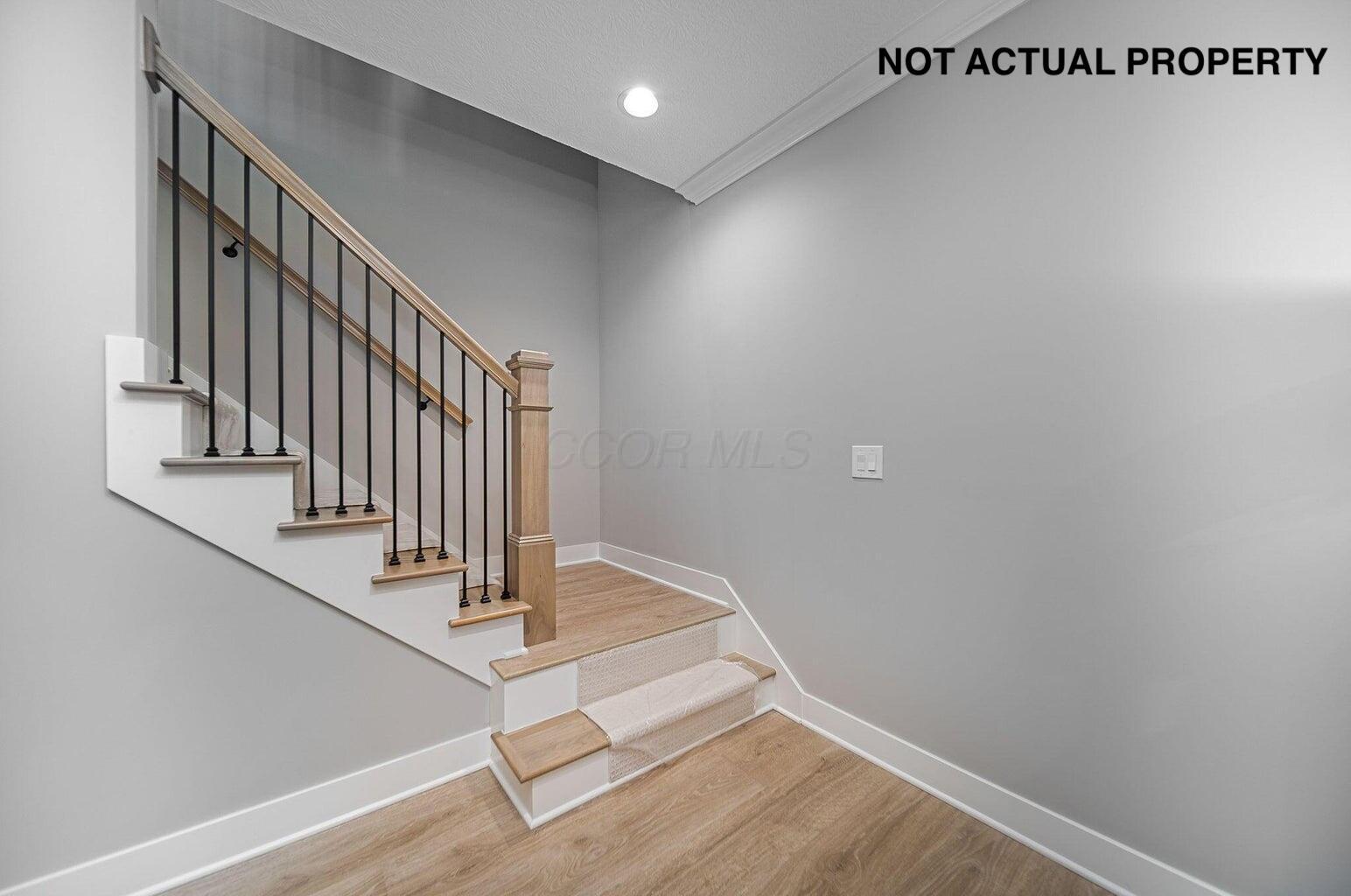 1483 Dogwood Loop Property Photo 38