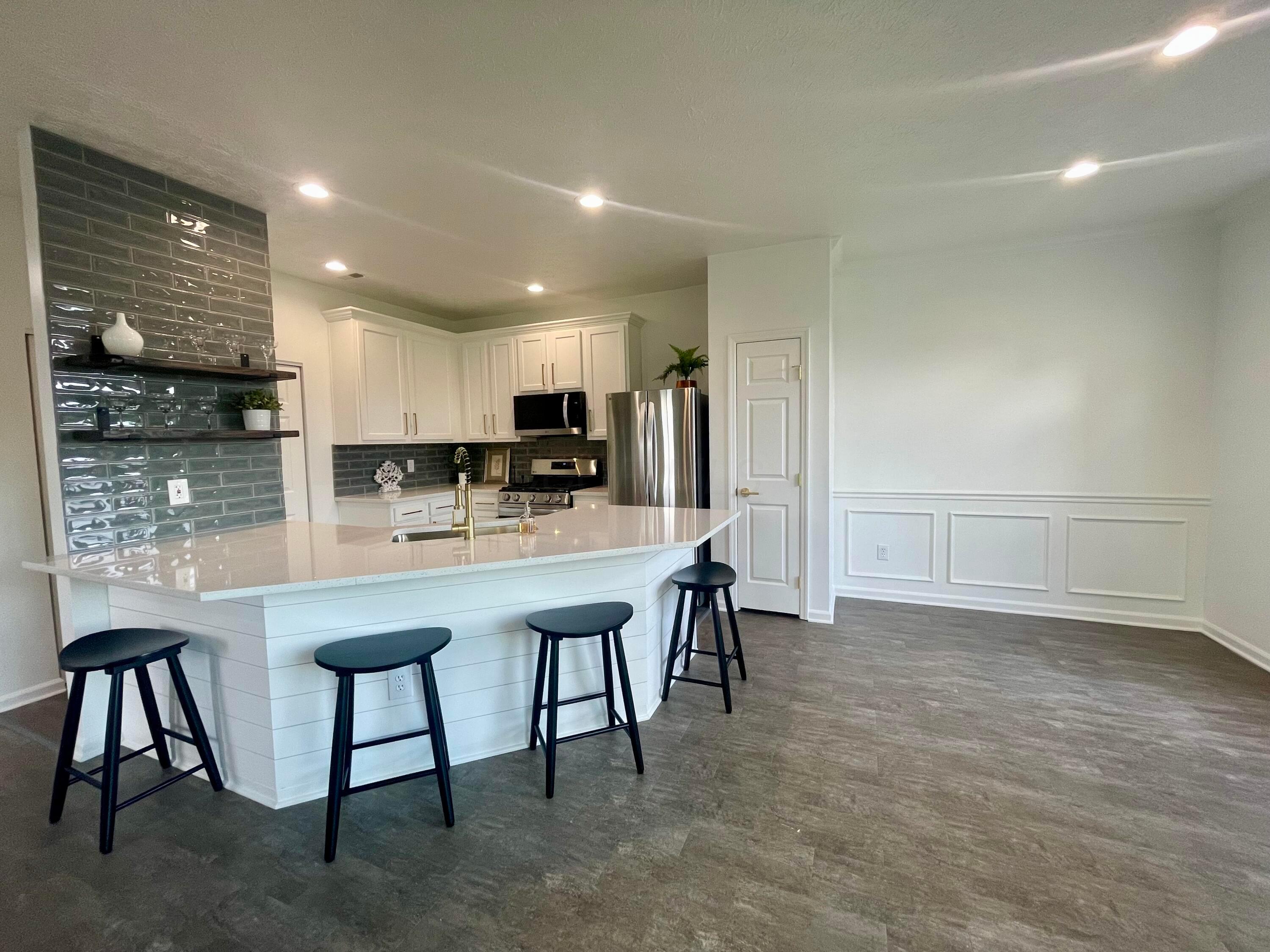 3566 Fishinger Mill Drive Property Photo 1