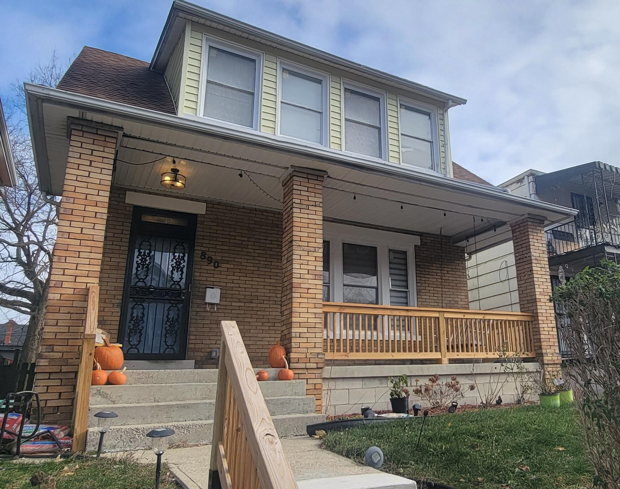 890 Linwood Avenue Property Photo 1