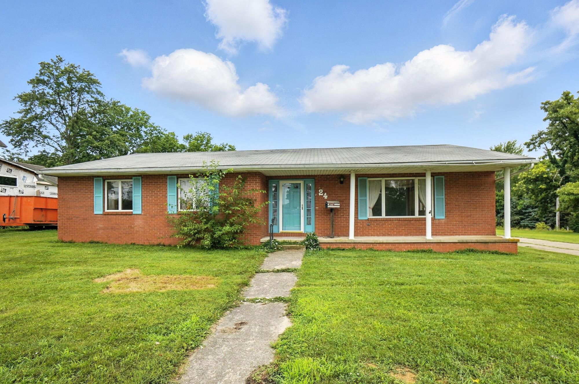24 W High Street Property Photo 1