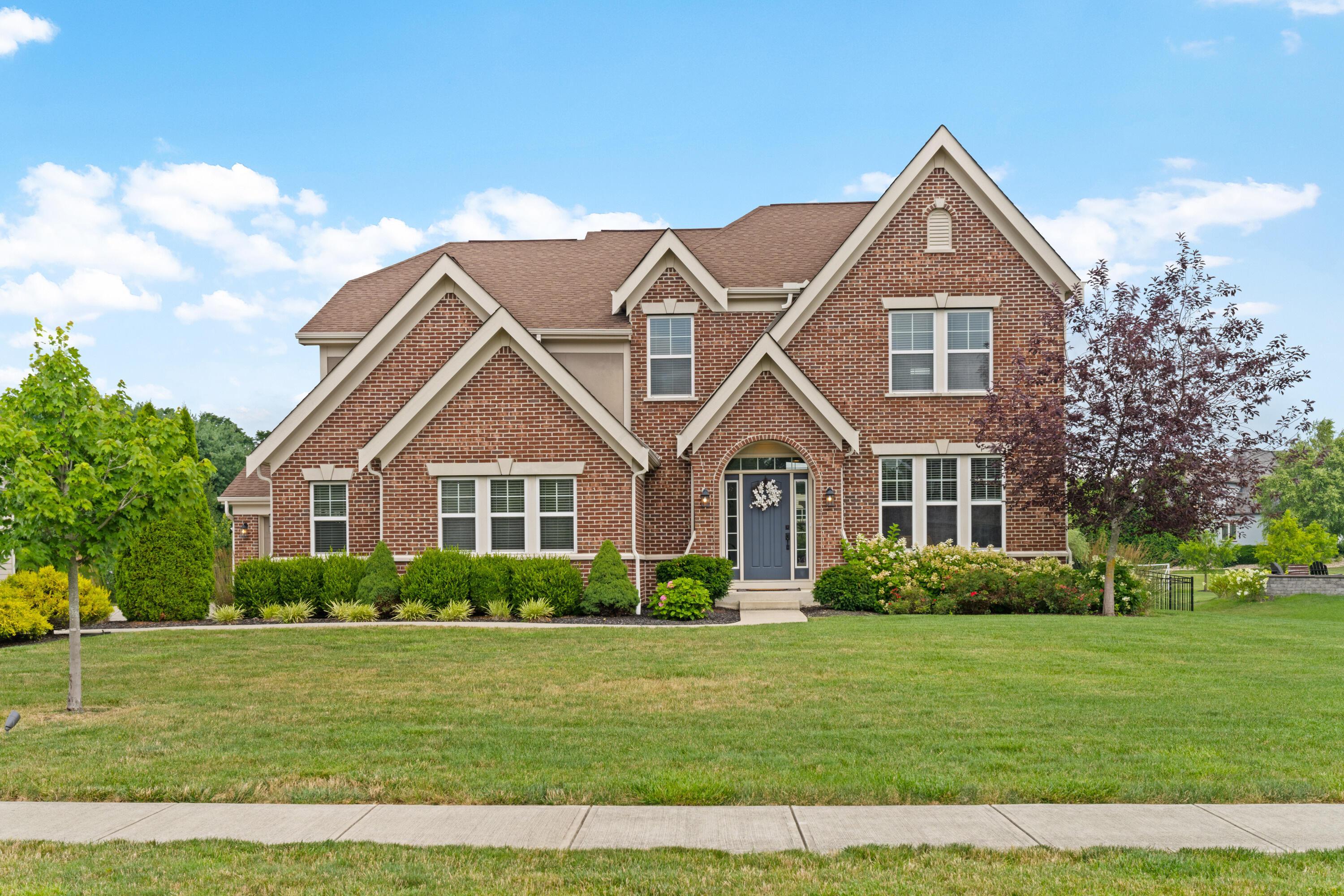 8398 Cameron Court Nw Property Photo 1