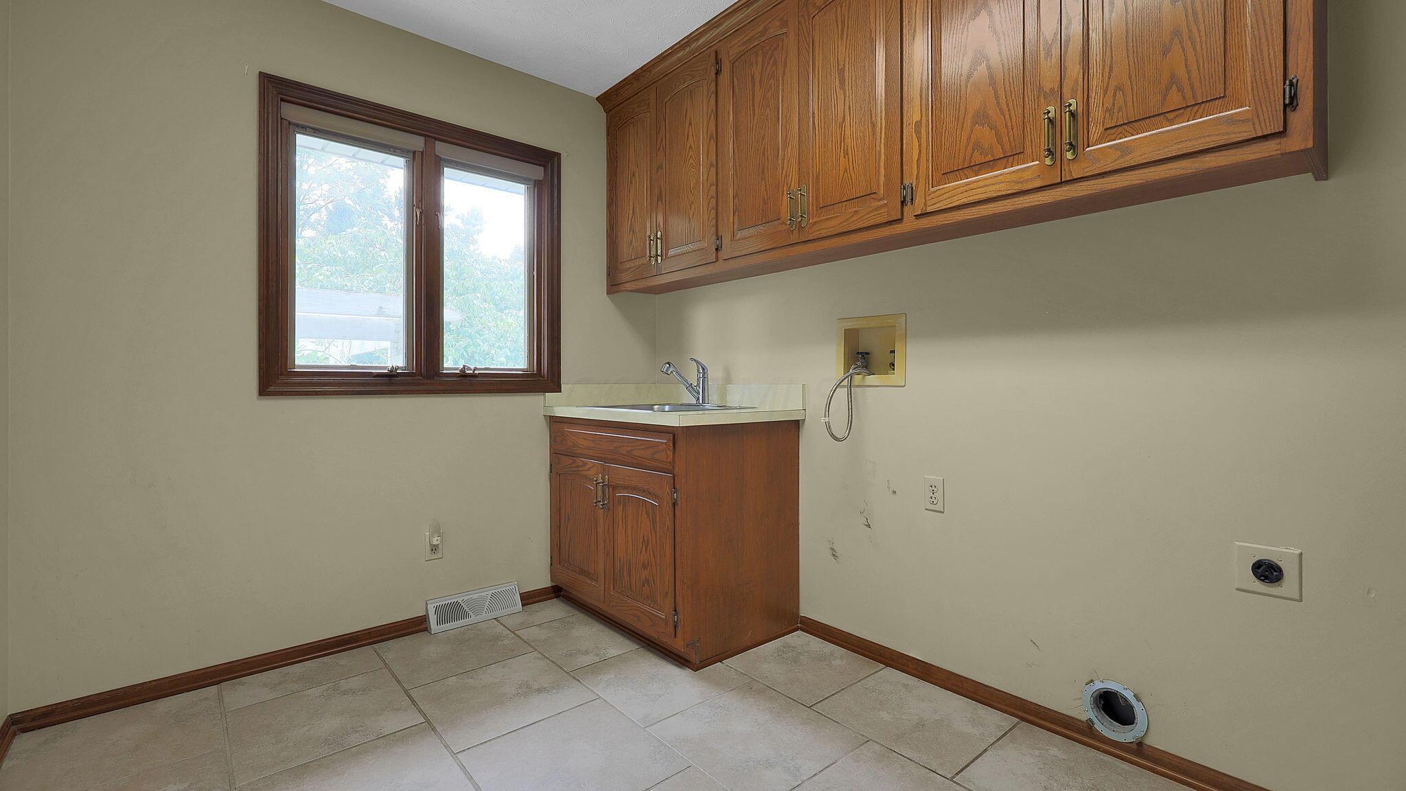 9200 Knoll Drive Property Photo 26