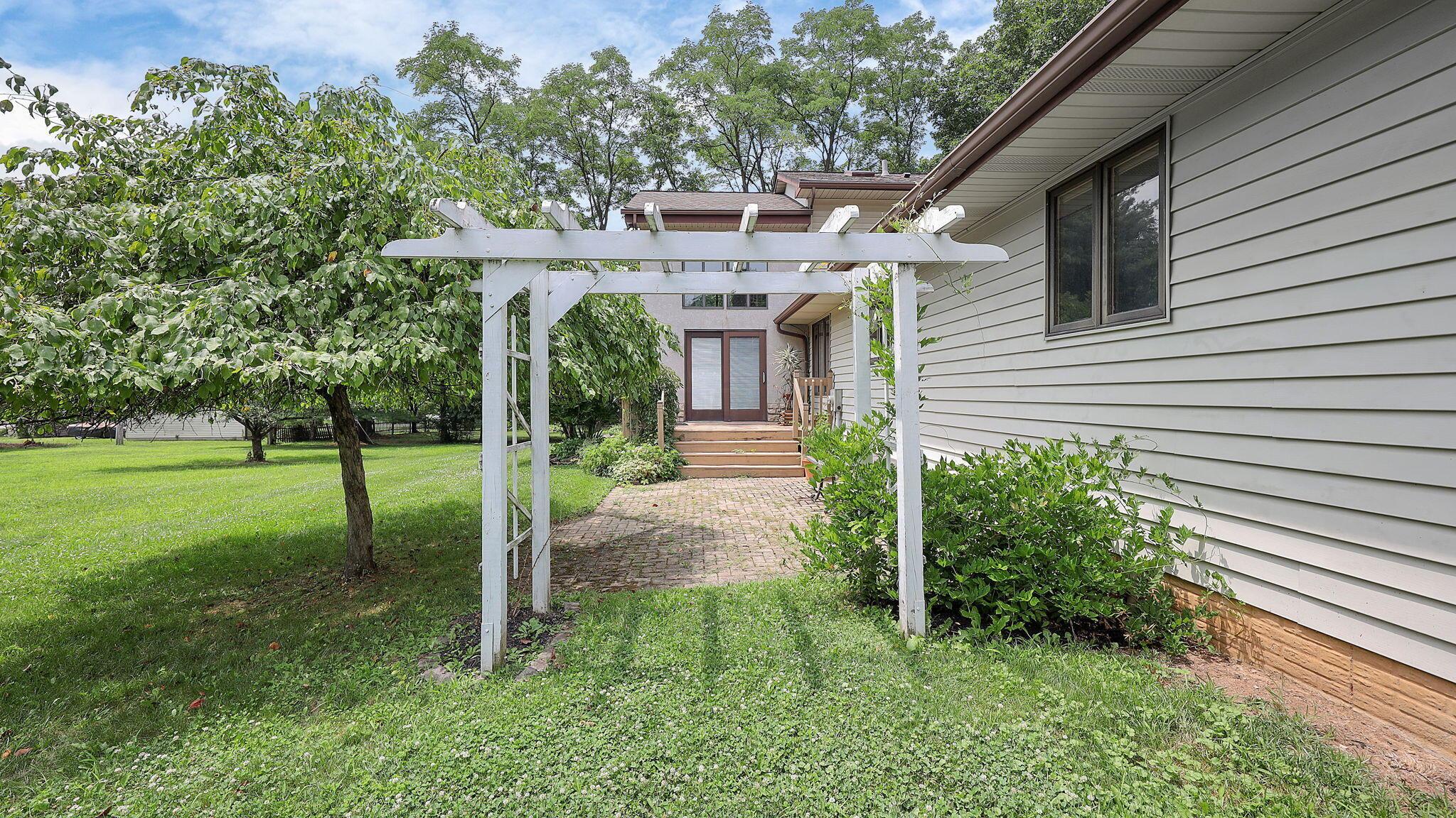 9200 Knoll Drive Property Photo 42