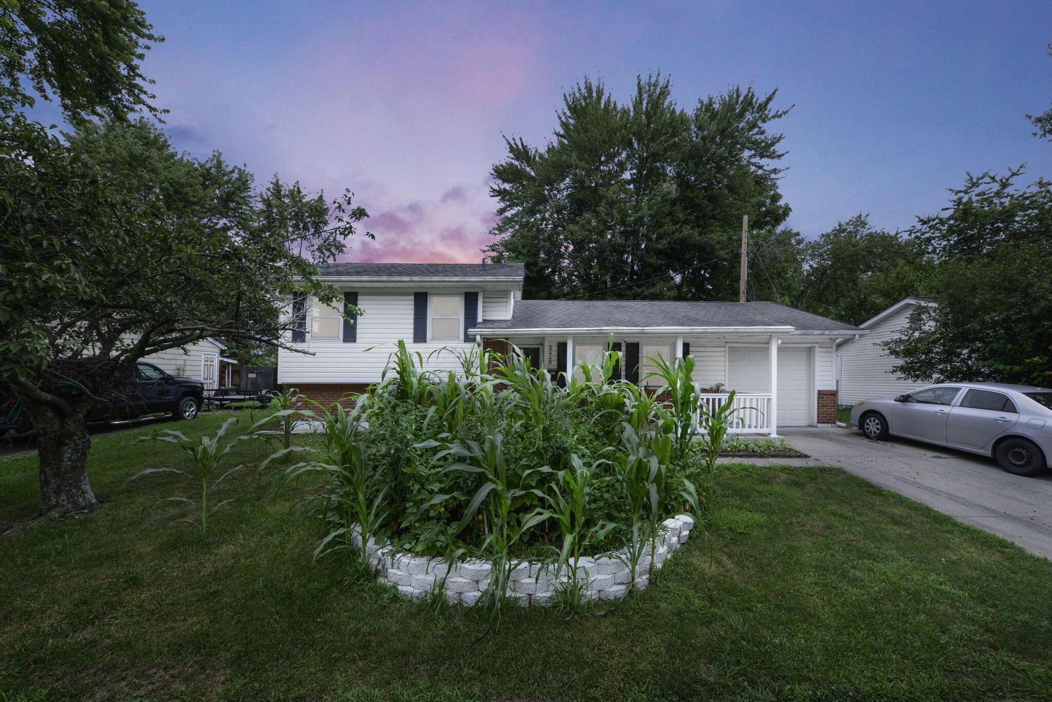 3448 Claretta Road Property Photo 1