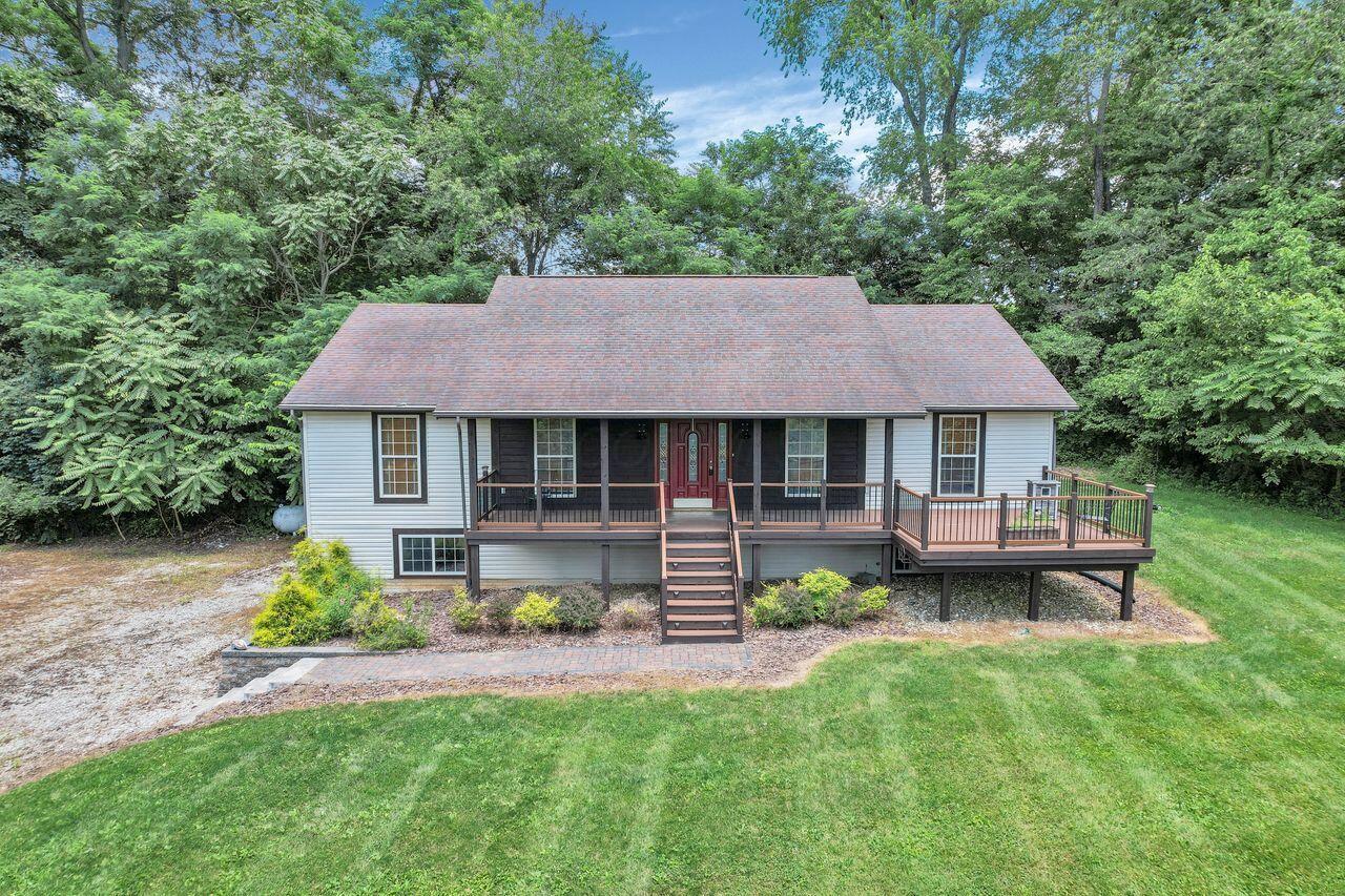 5888 Horns Hill Road Property Photo 1