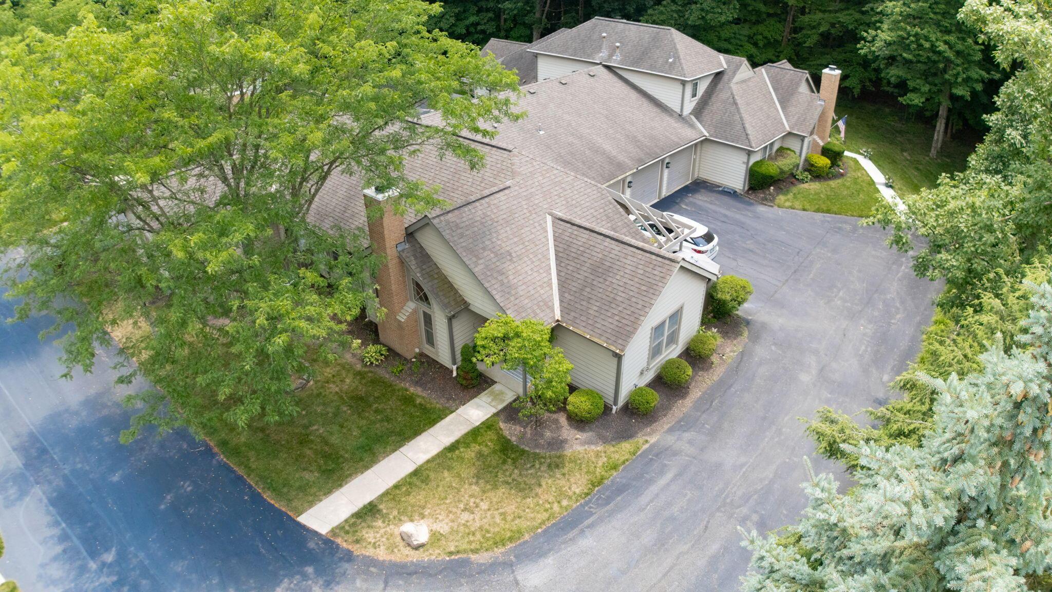 424 Hidden Ravines Drive Property Photo 1