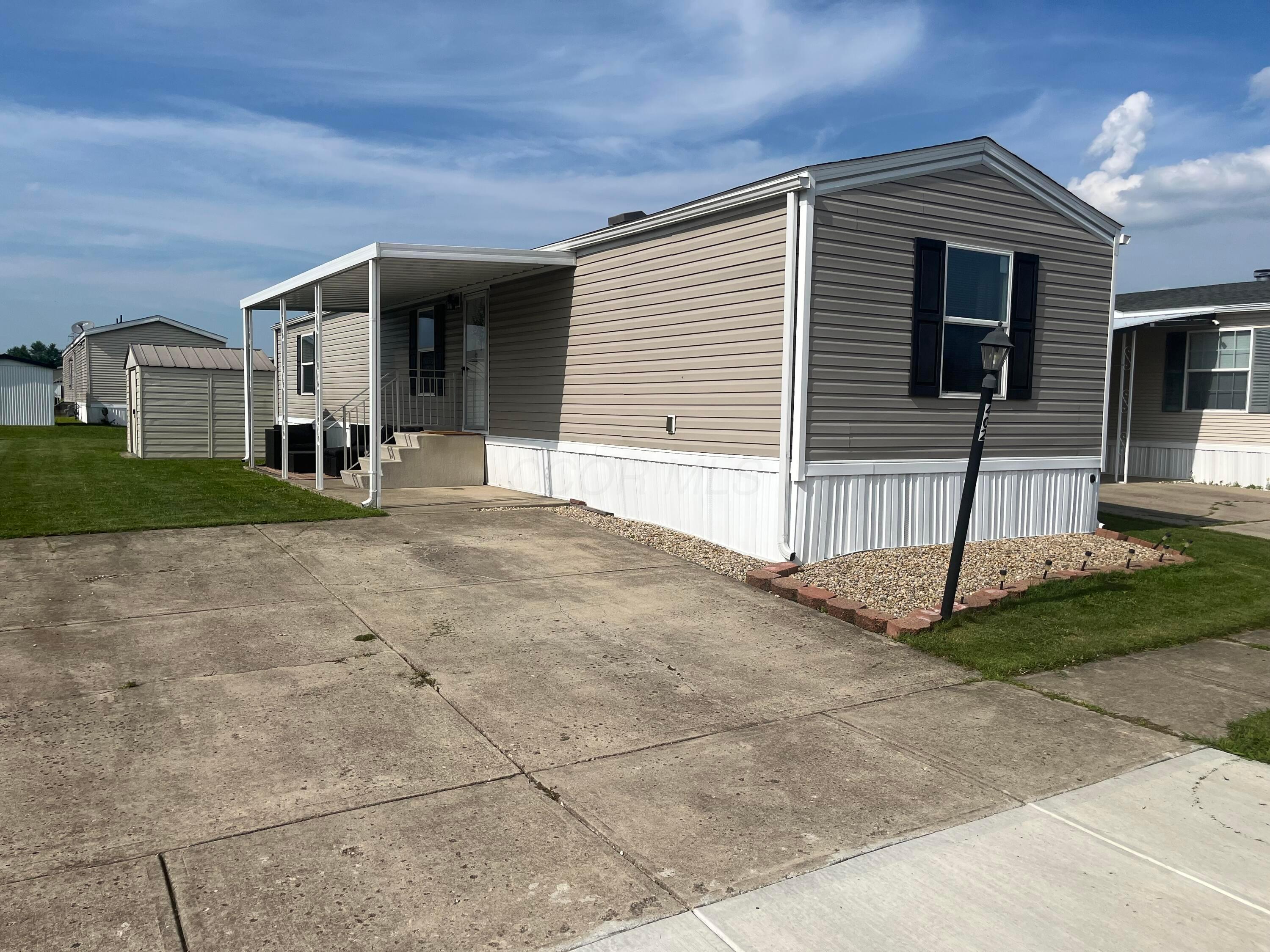 402 Doris Road Property Photo 1