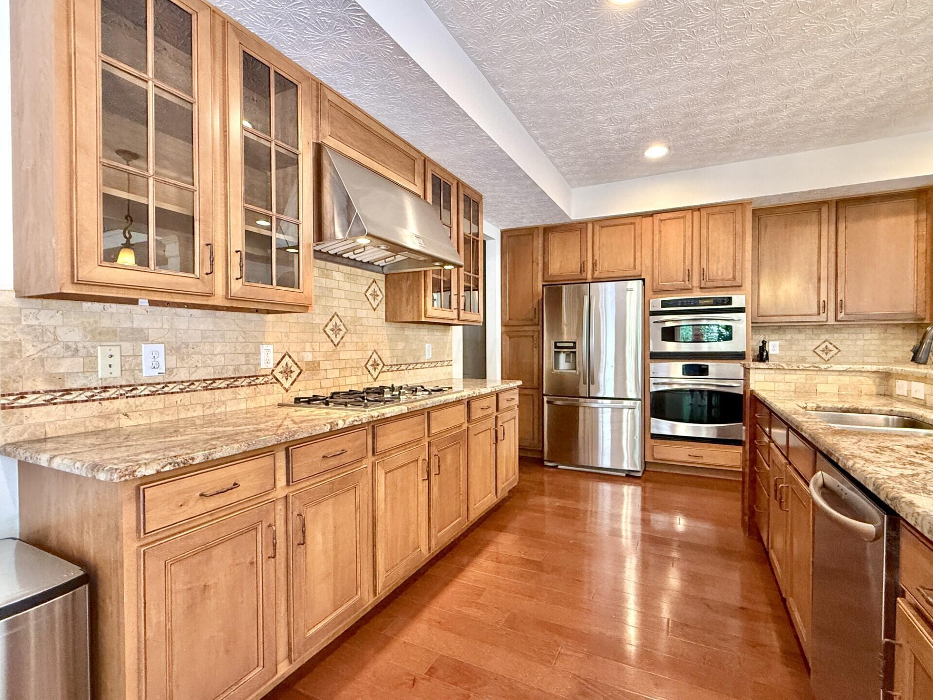 5455 Lilac Avenue Property Photo 6