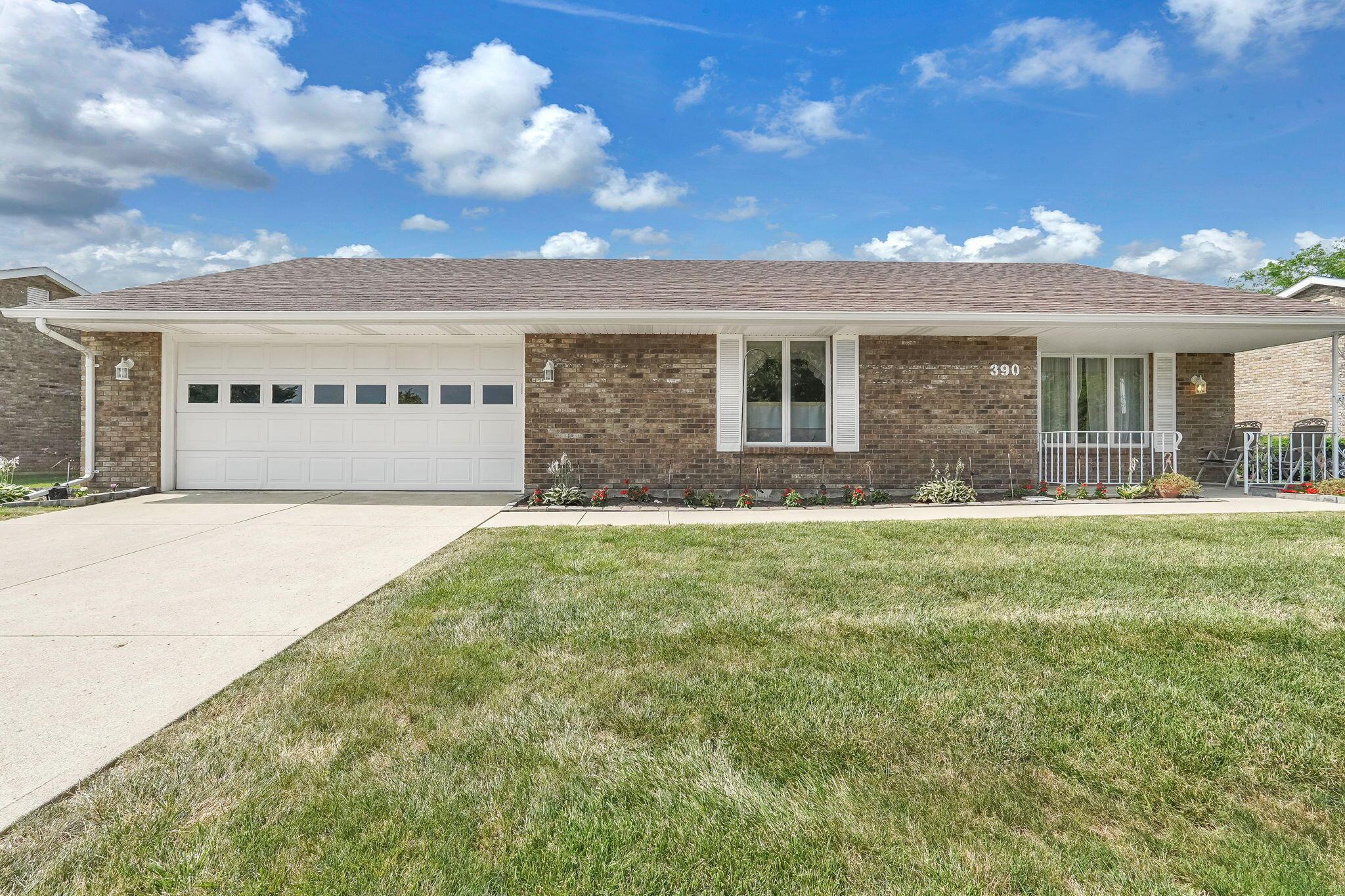 390 Bishop Drive Property Photo 1