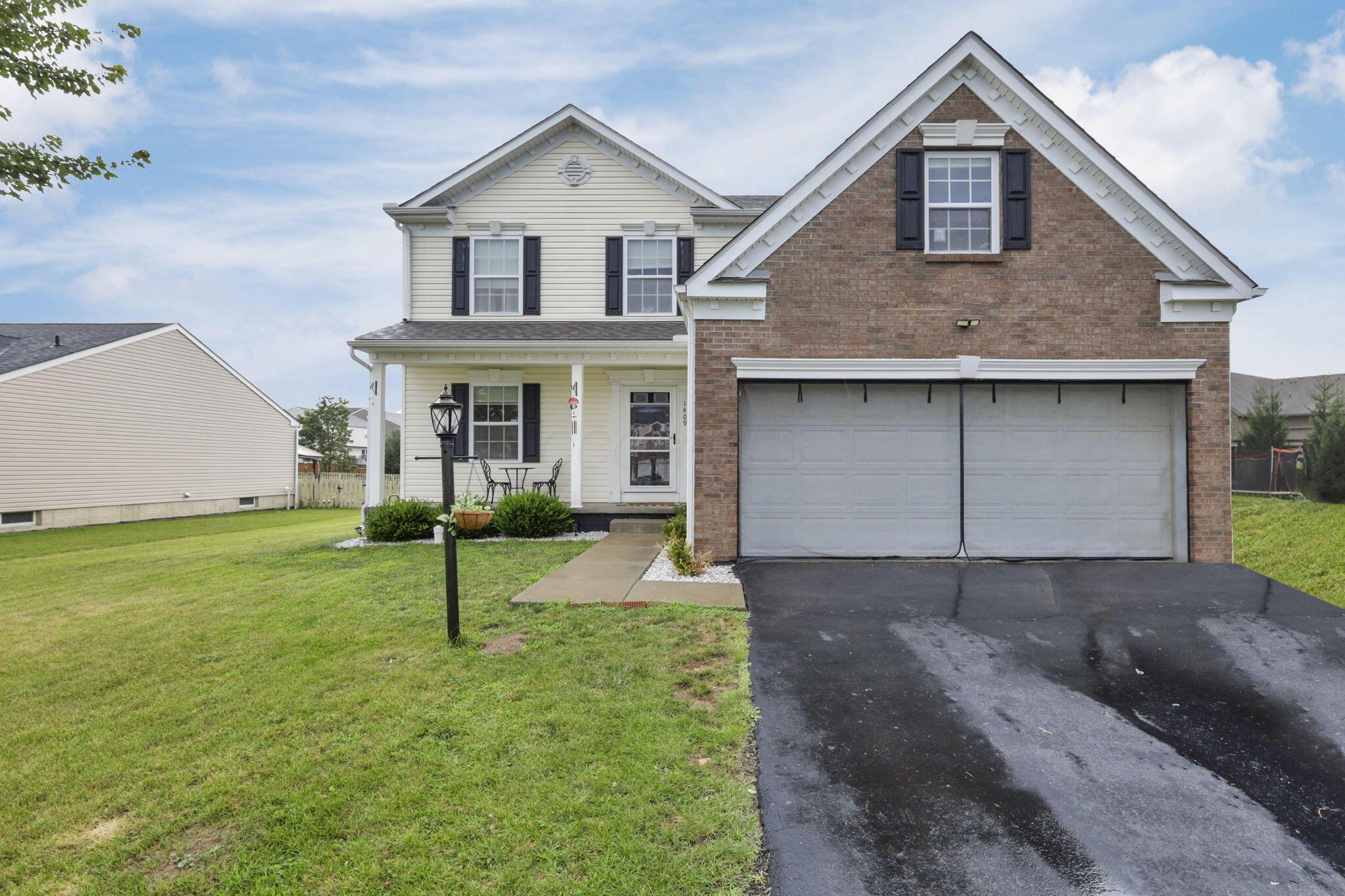 1409 Hoovler Way Property Photo 1