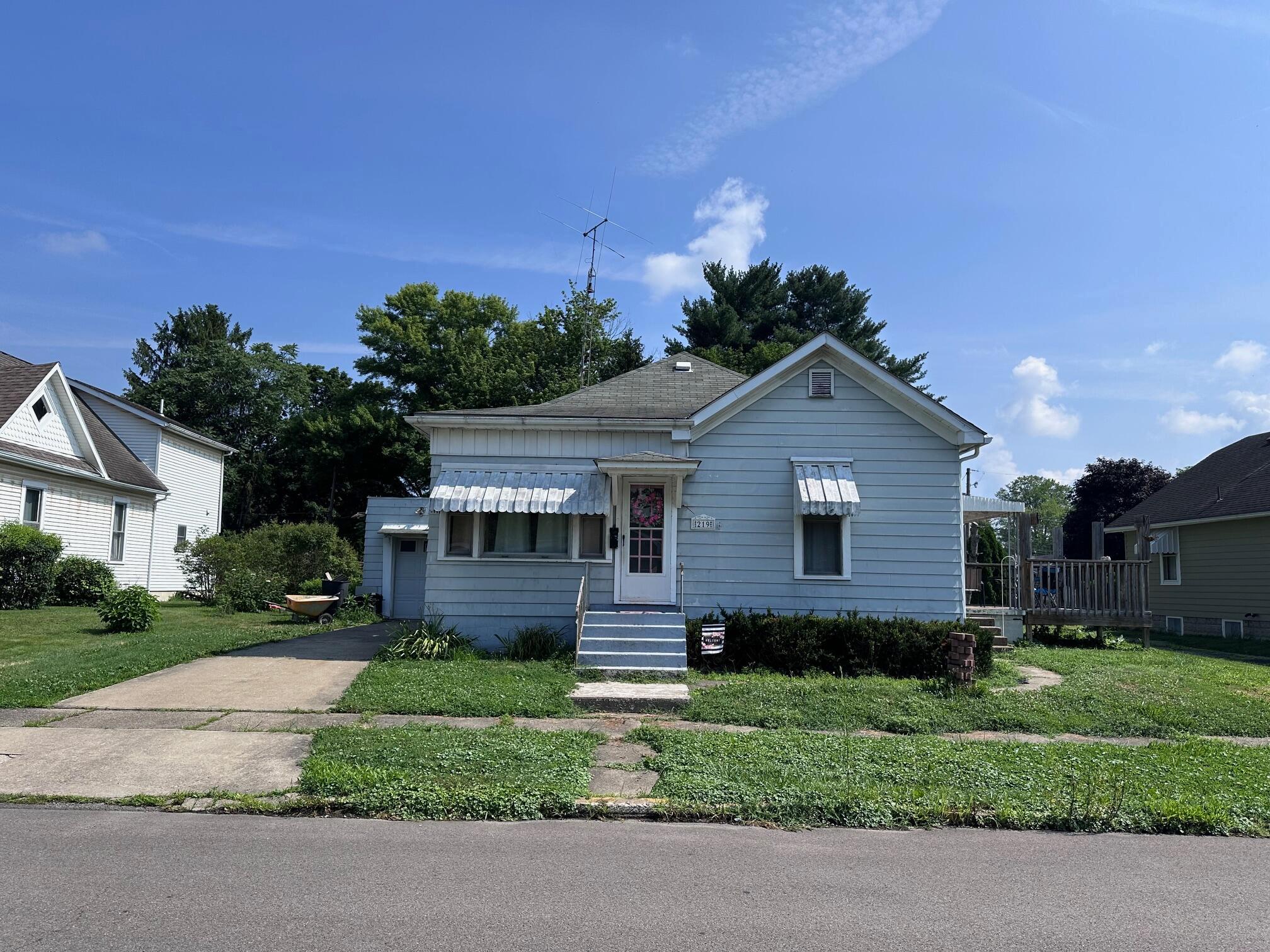 219 Mckeever Street Property Photo 1