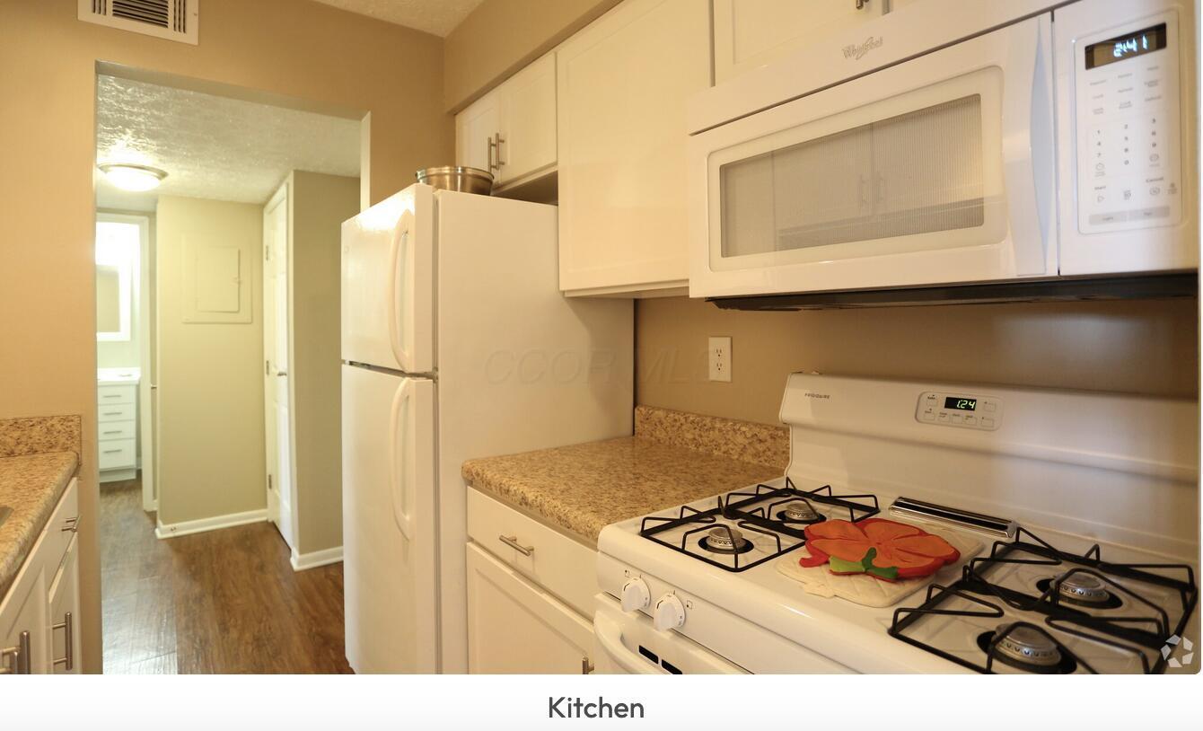 858 Kinnear Road Property Photo 4