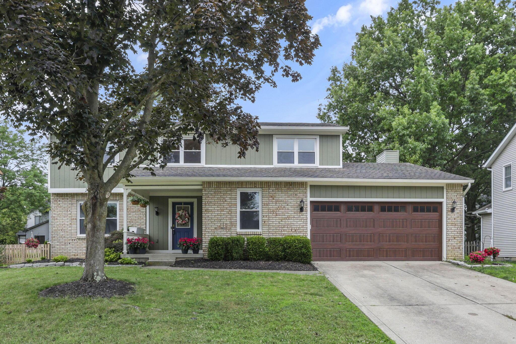 574 Apple Street Property Photo 1