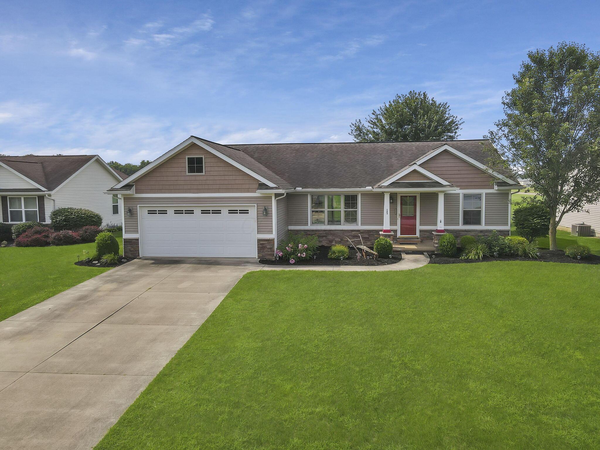 123 Struble Circle Property Photo 1