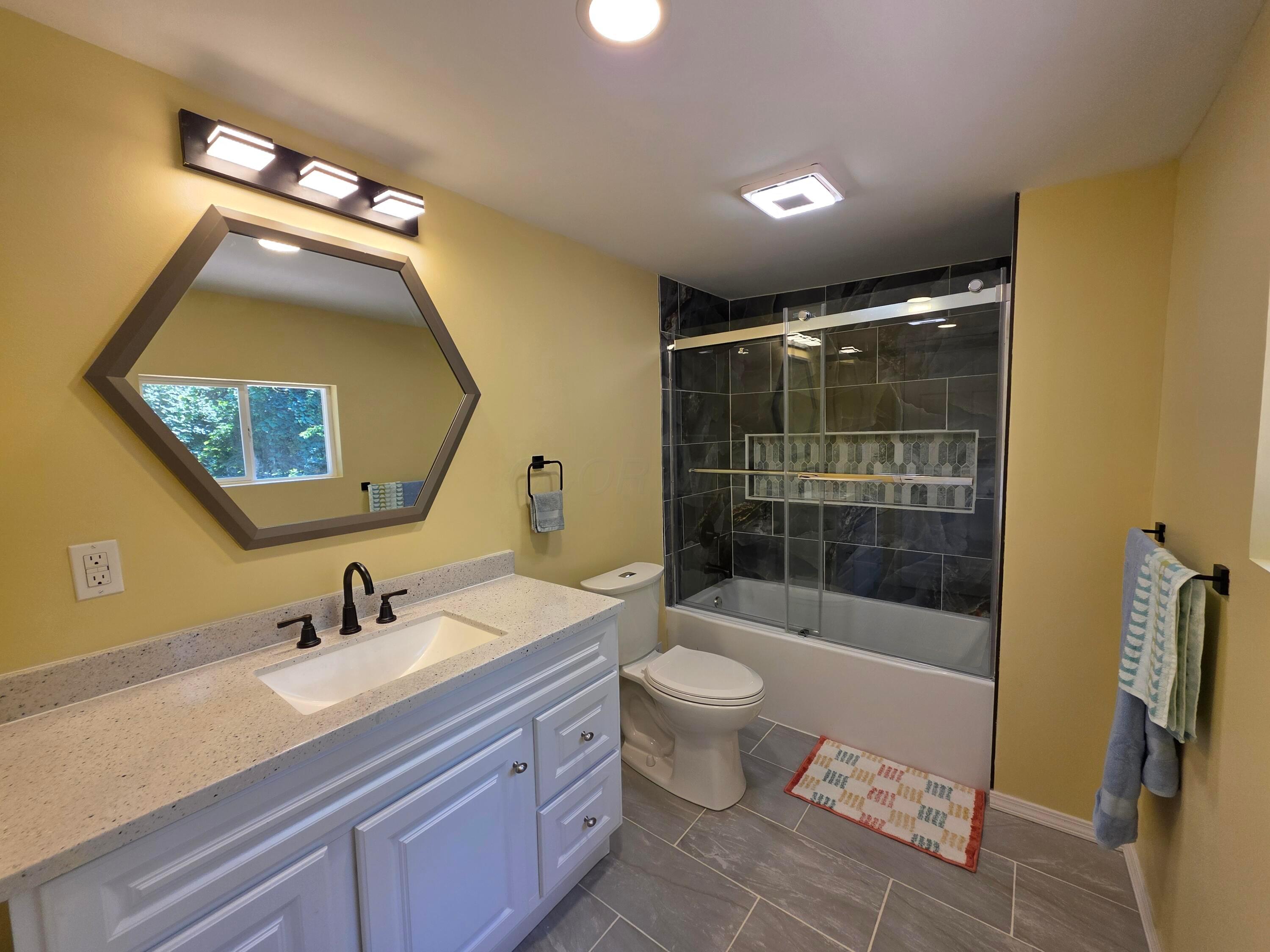 1609 Irwin Avenue Property Photo 21
