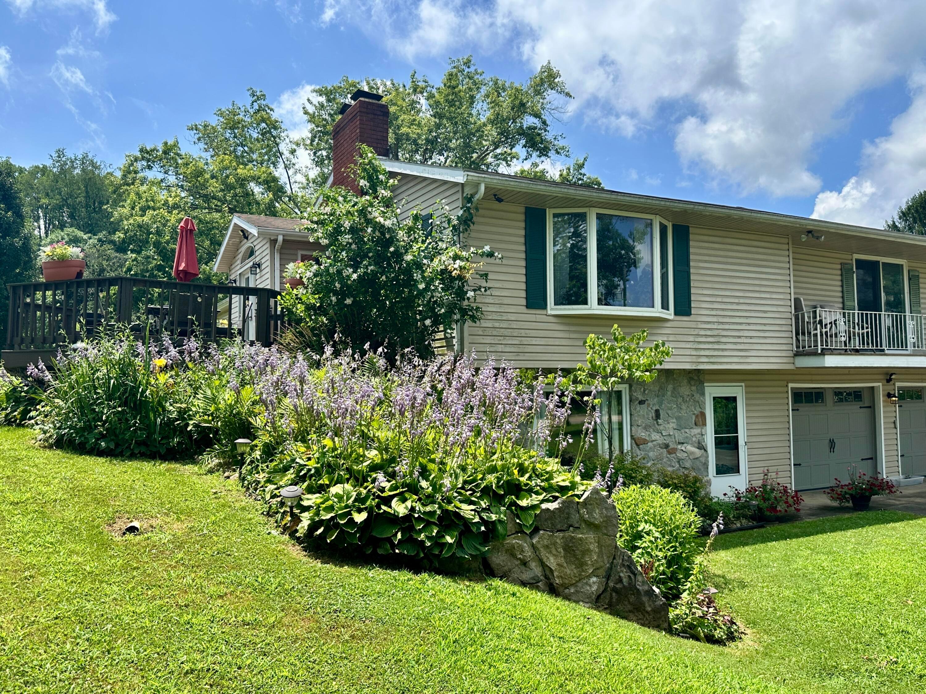 4145 Old River Road Property Photo 11