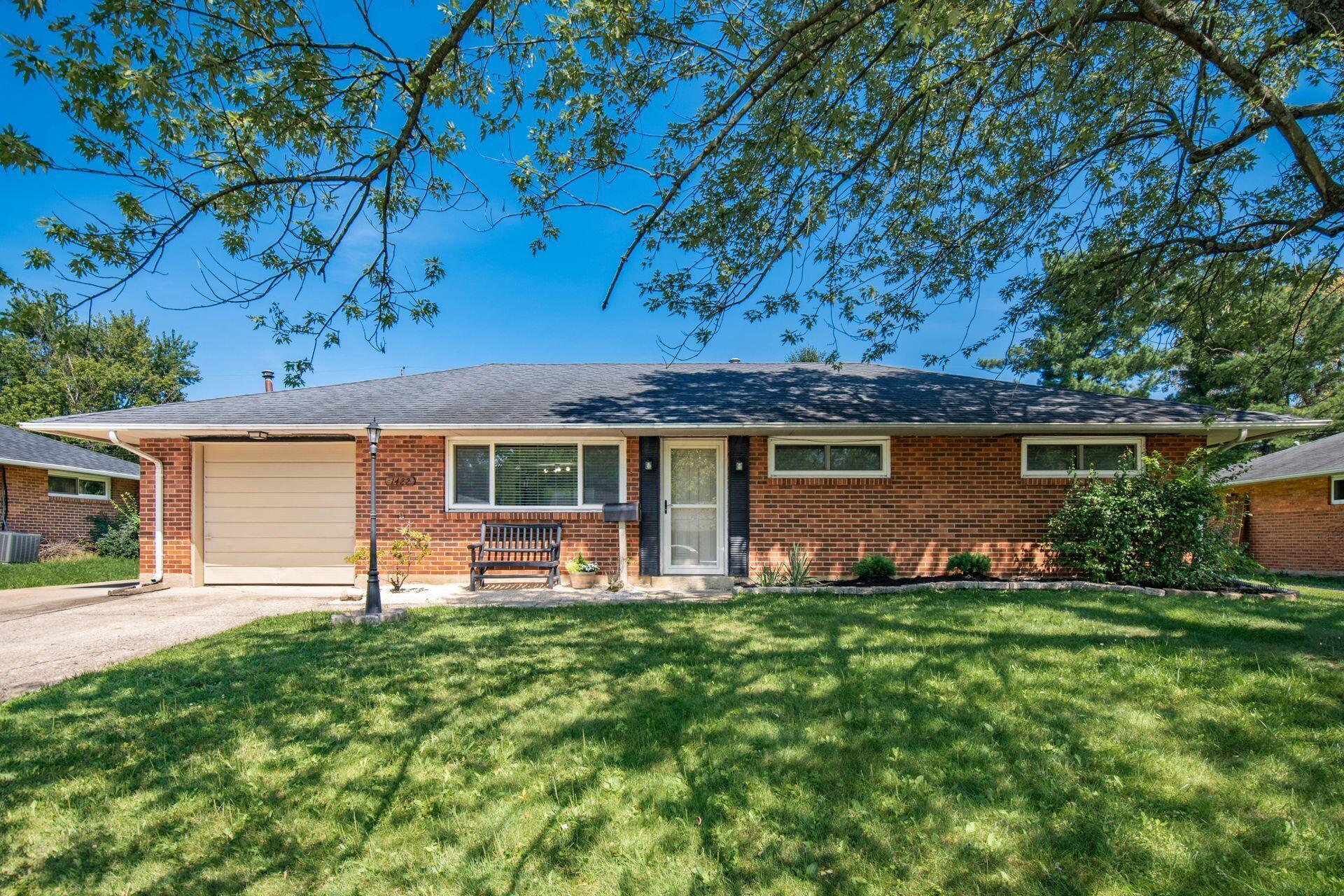1422 Rosehill Road Property Photo 1