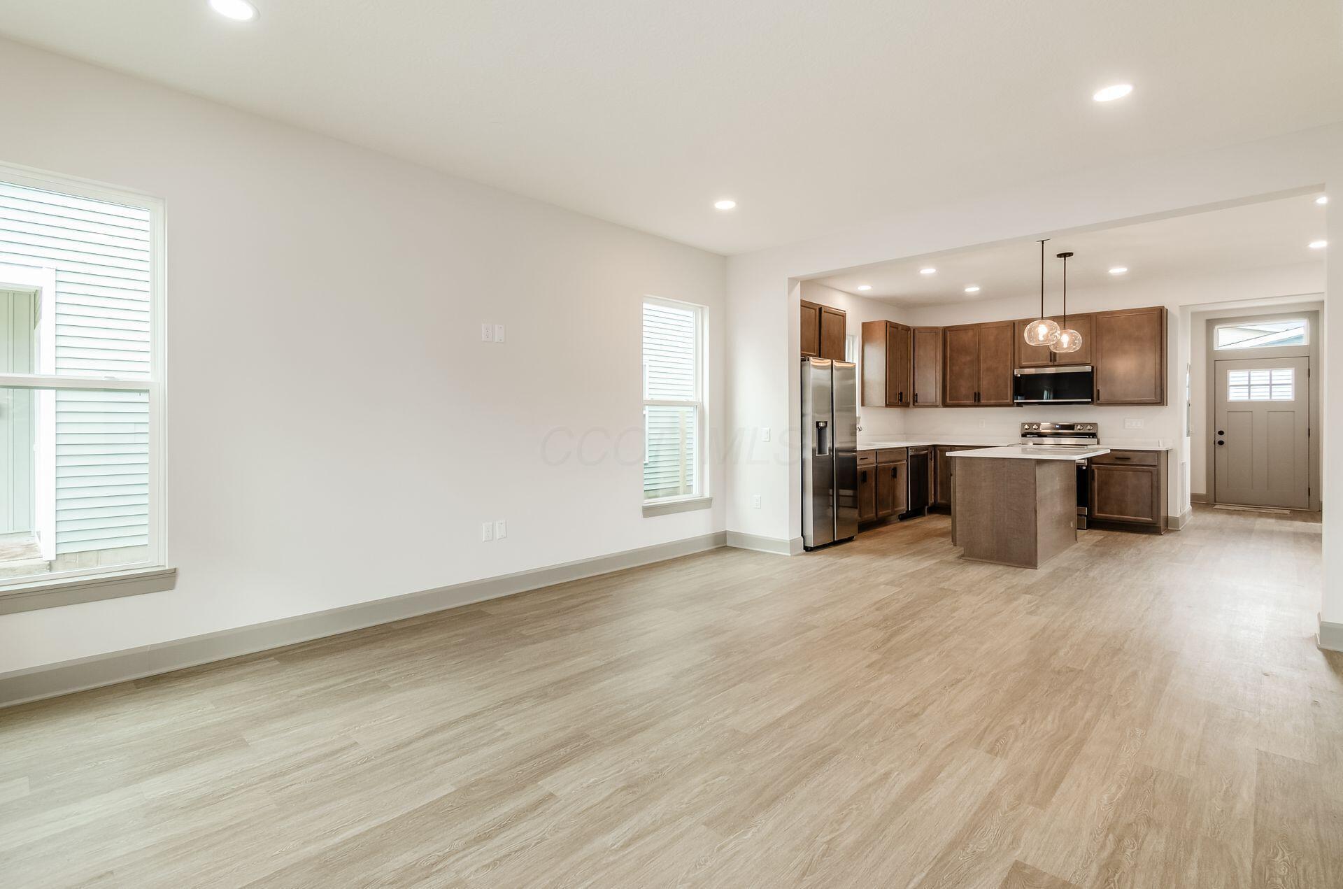 1446 Wendell Avenue Property Photo 9