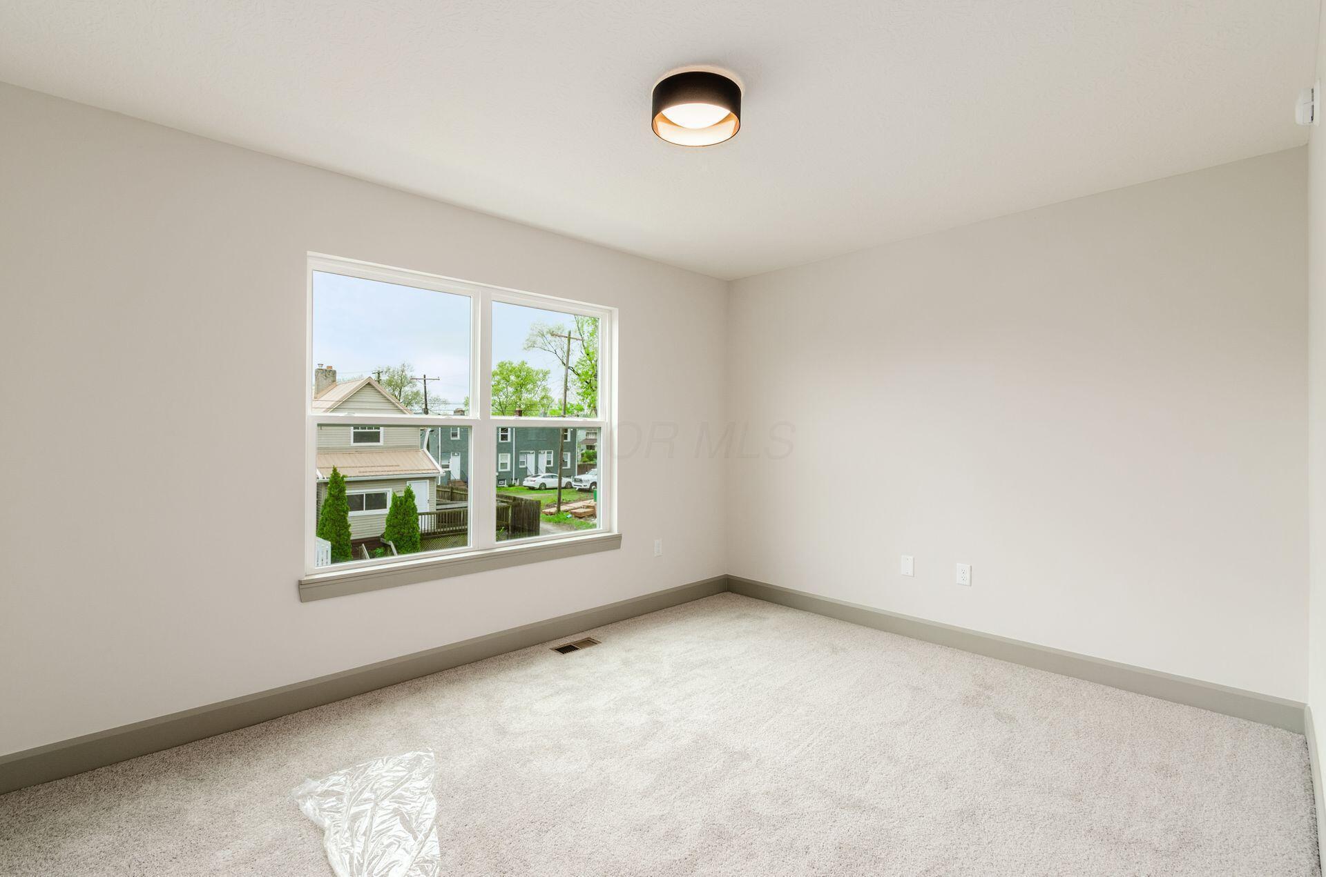 1446 Wendell Avenue Property Photo 32