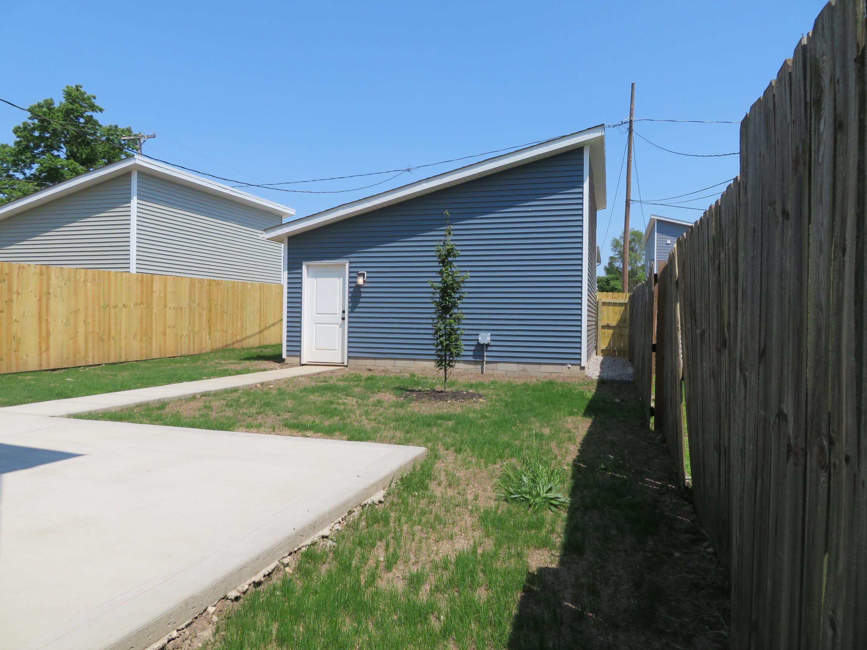 1446 Wendell Avenue Property Photo 39