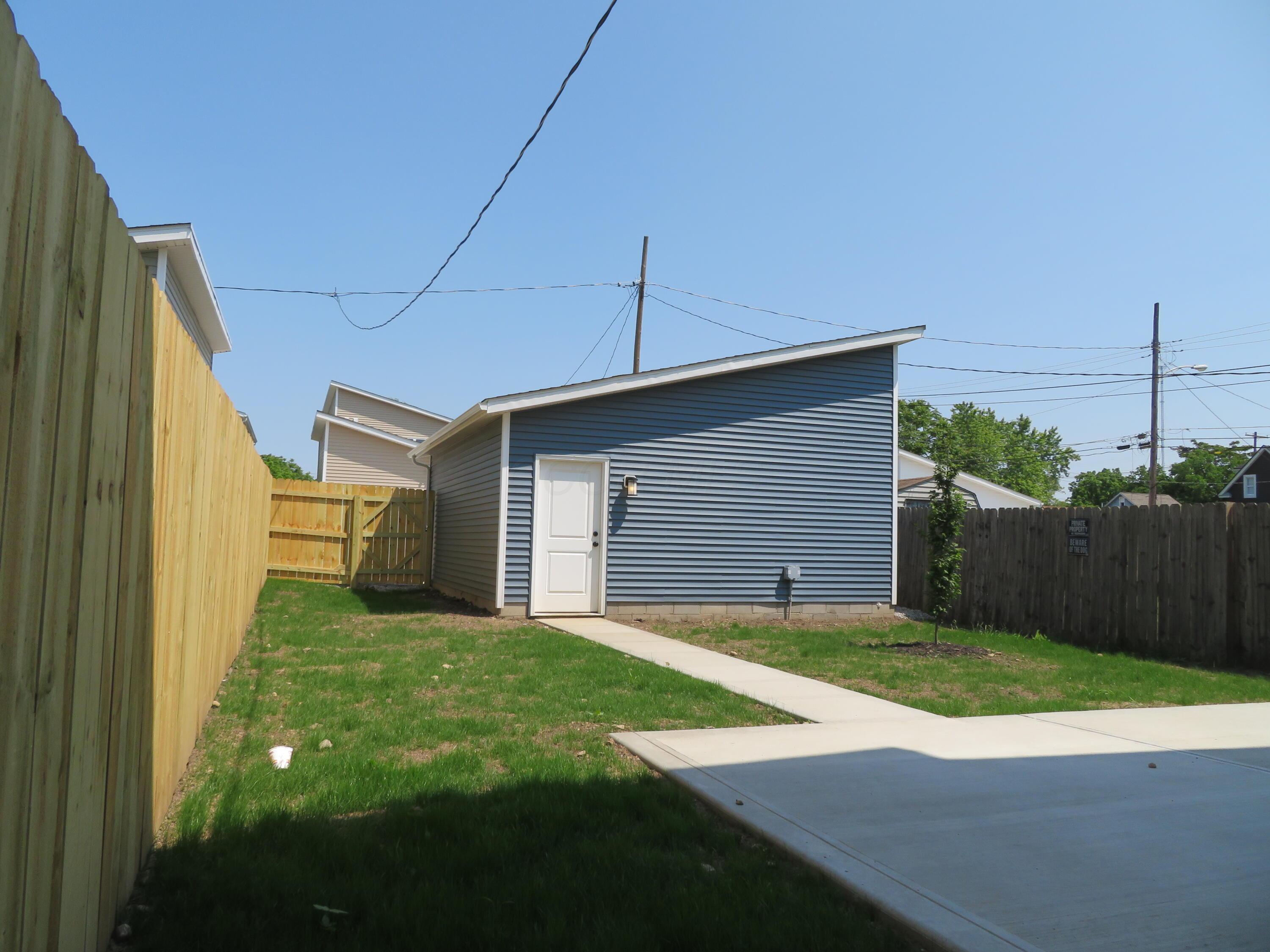 1446 Wendell Avenue Property Photo 40