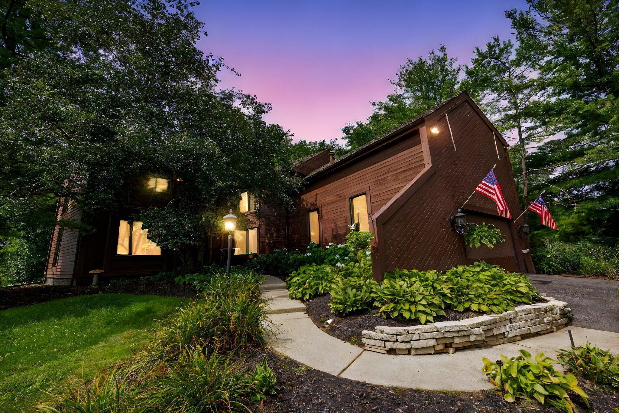 5809 Clover Lane Property Photo 1
