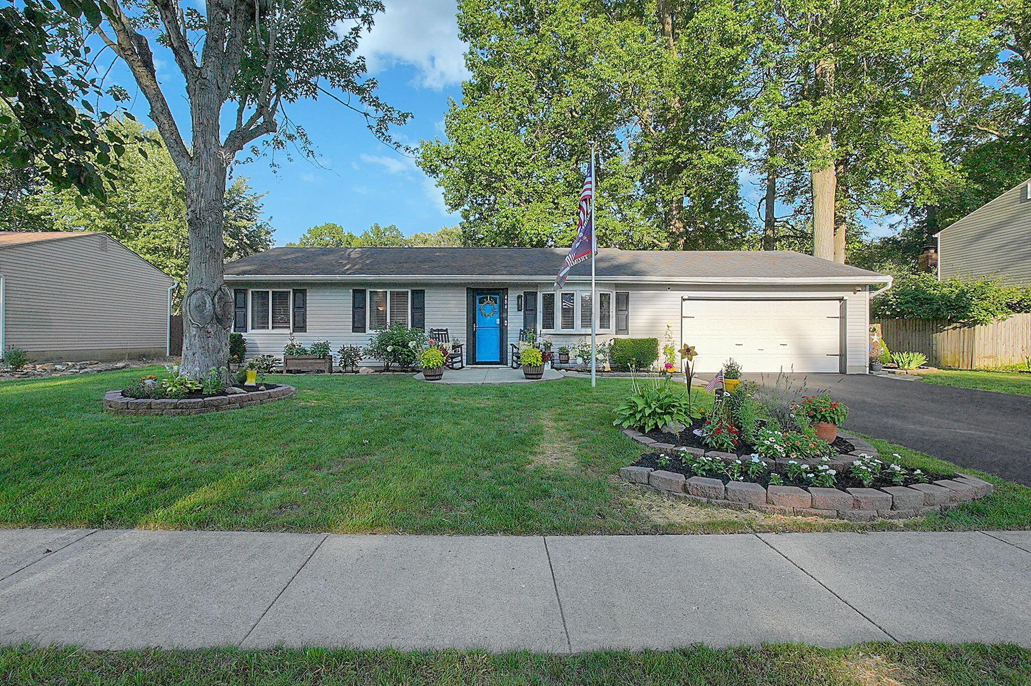 484 Hilltop Drive Property Photo 1
