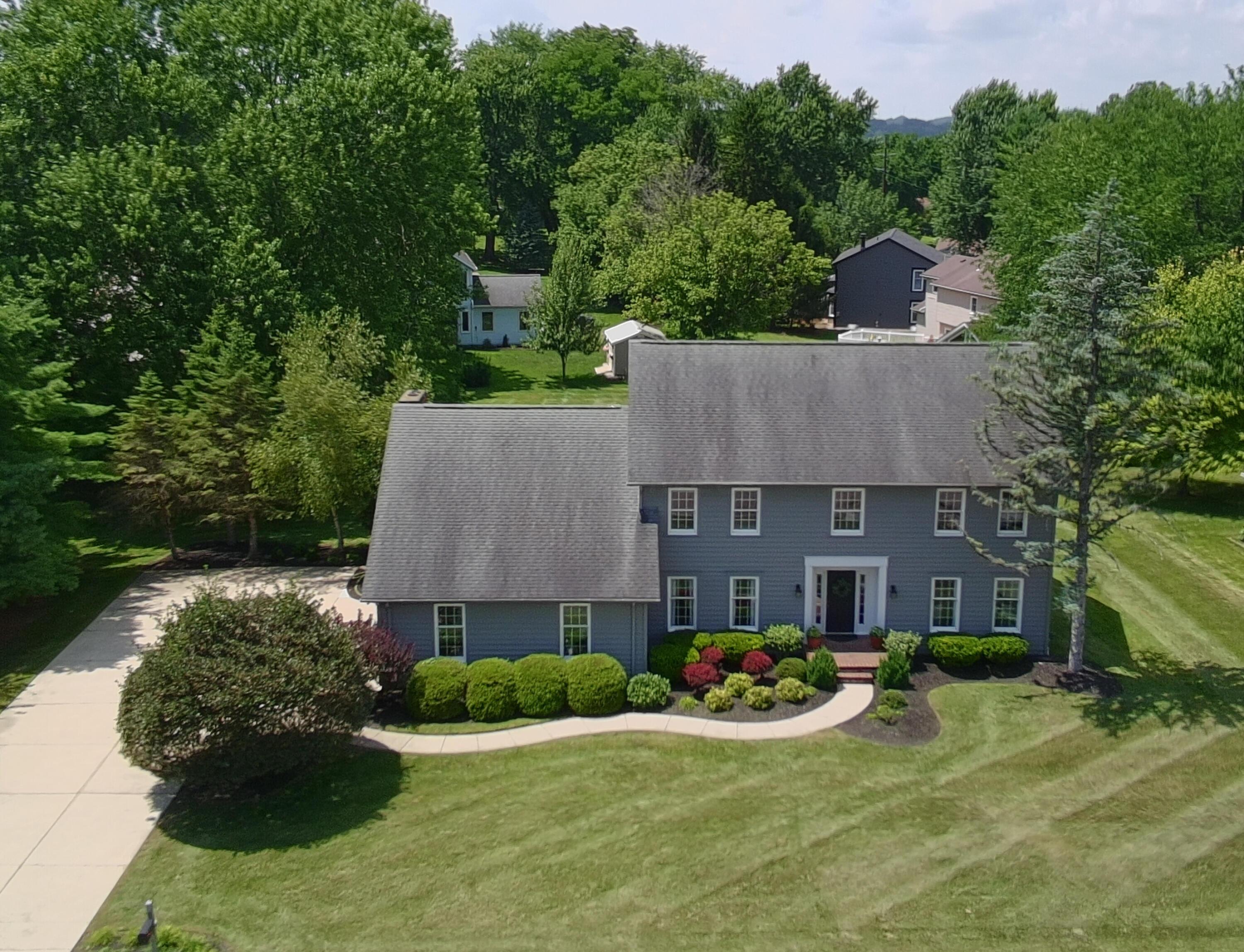 423 Downing Place Ne Property Photo 1