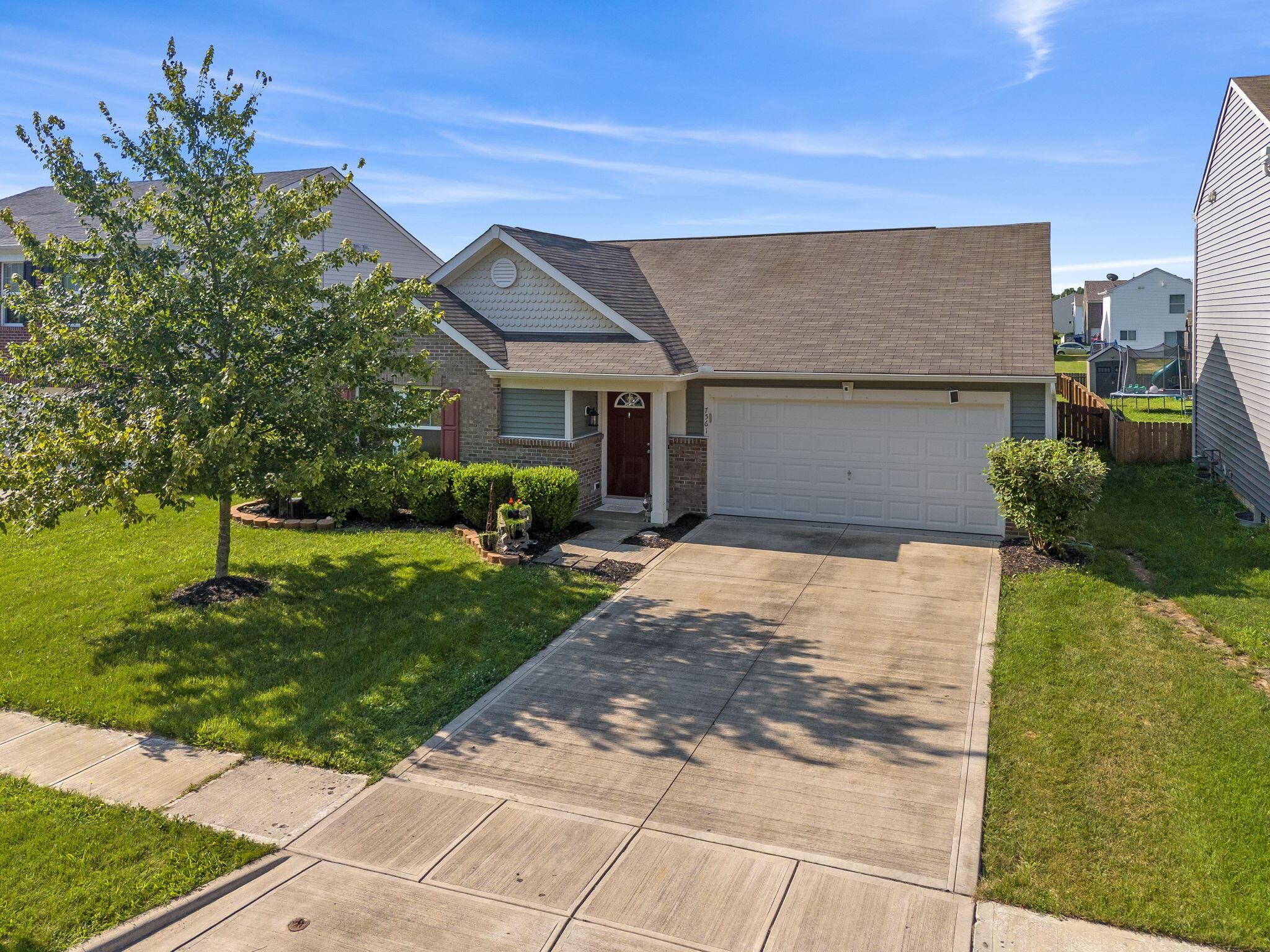 7561 Maple Trunk Drive Property Photo 1